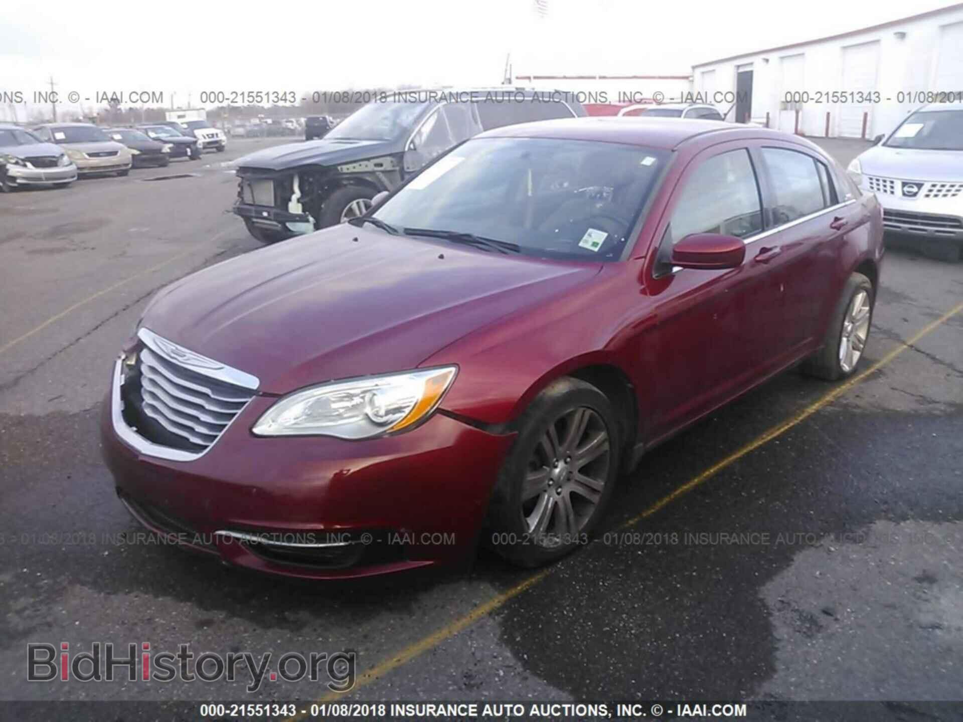 2013 Chrysler 200 - VIN: 1C3CCBBB9DN501531 - Photo 2