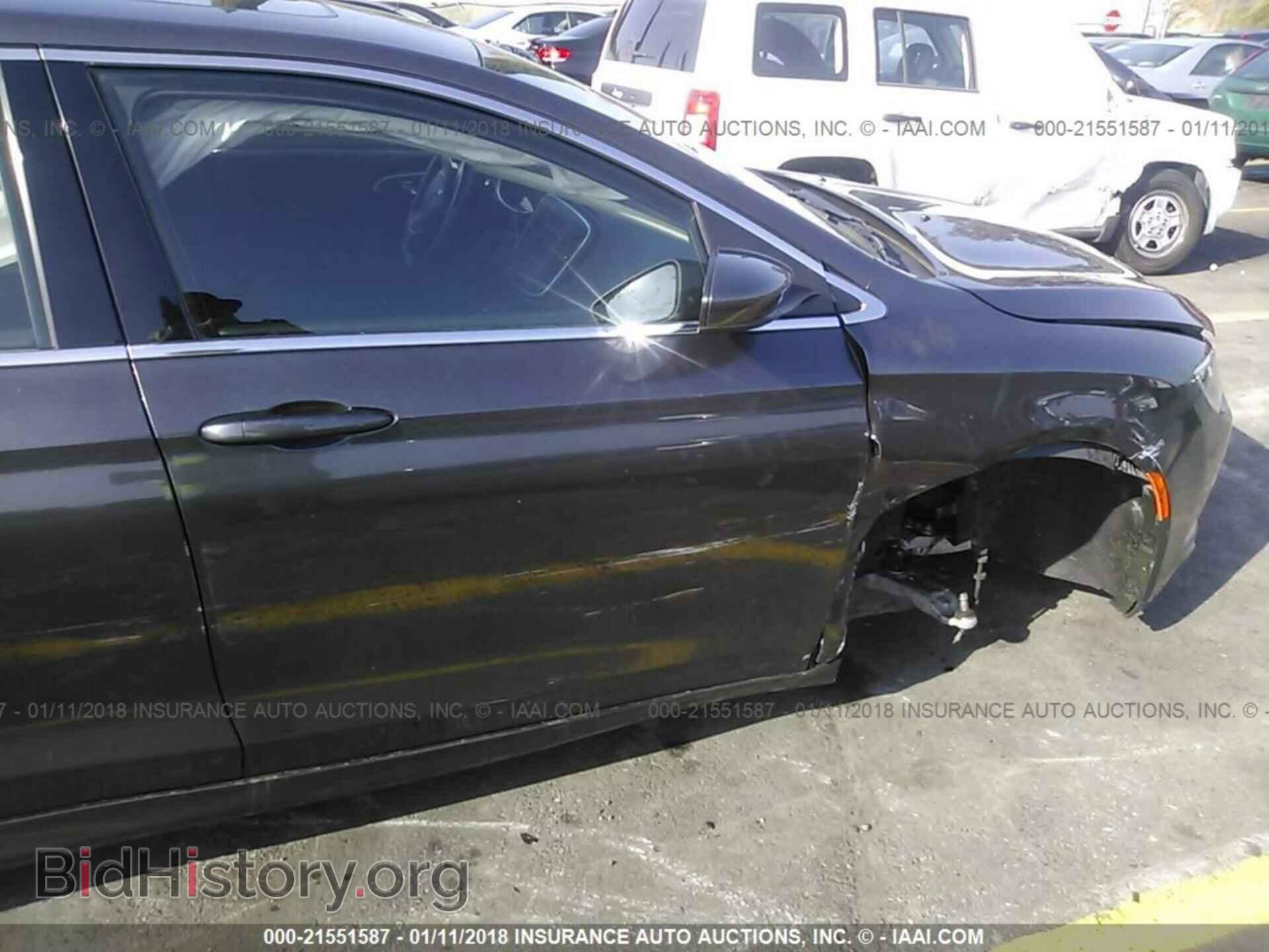 2015 Chrysler 200 - VIN: 1C3CCCAB6FN542466 - Photo 6