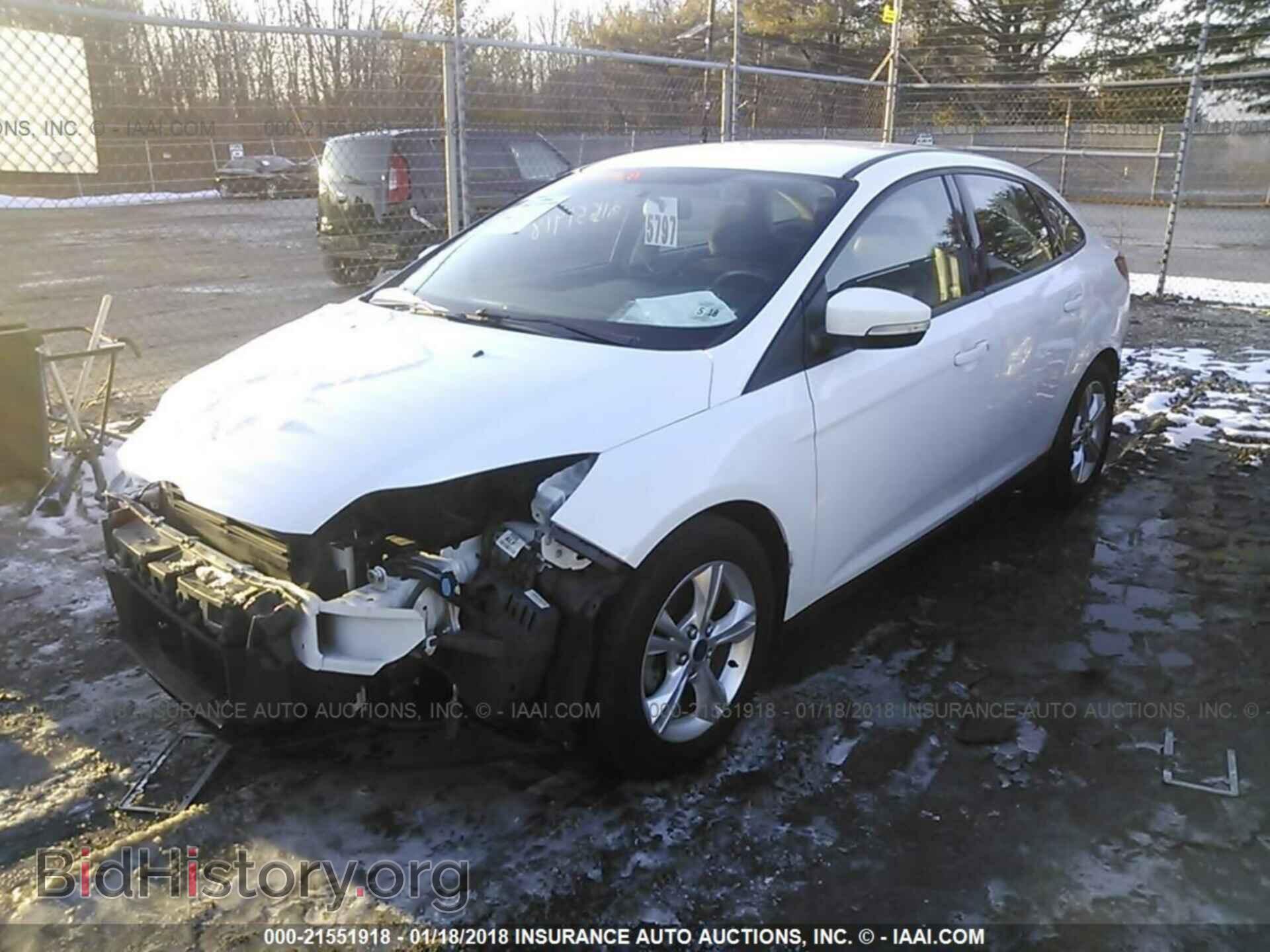 2013 Ford Focus - VIN: 1FADP3F2XDL354786 - Фото 2