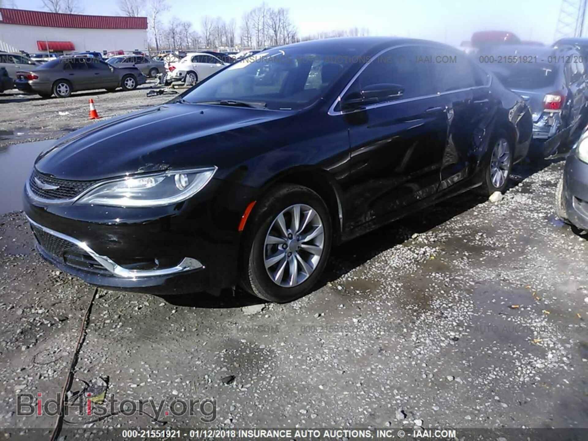 2015 Chrysler 200 - VIN: 1C3CCCCB7FN698710 - Фото 2