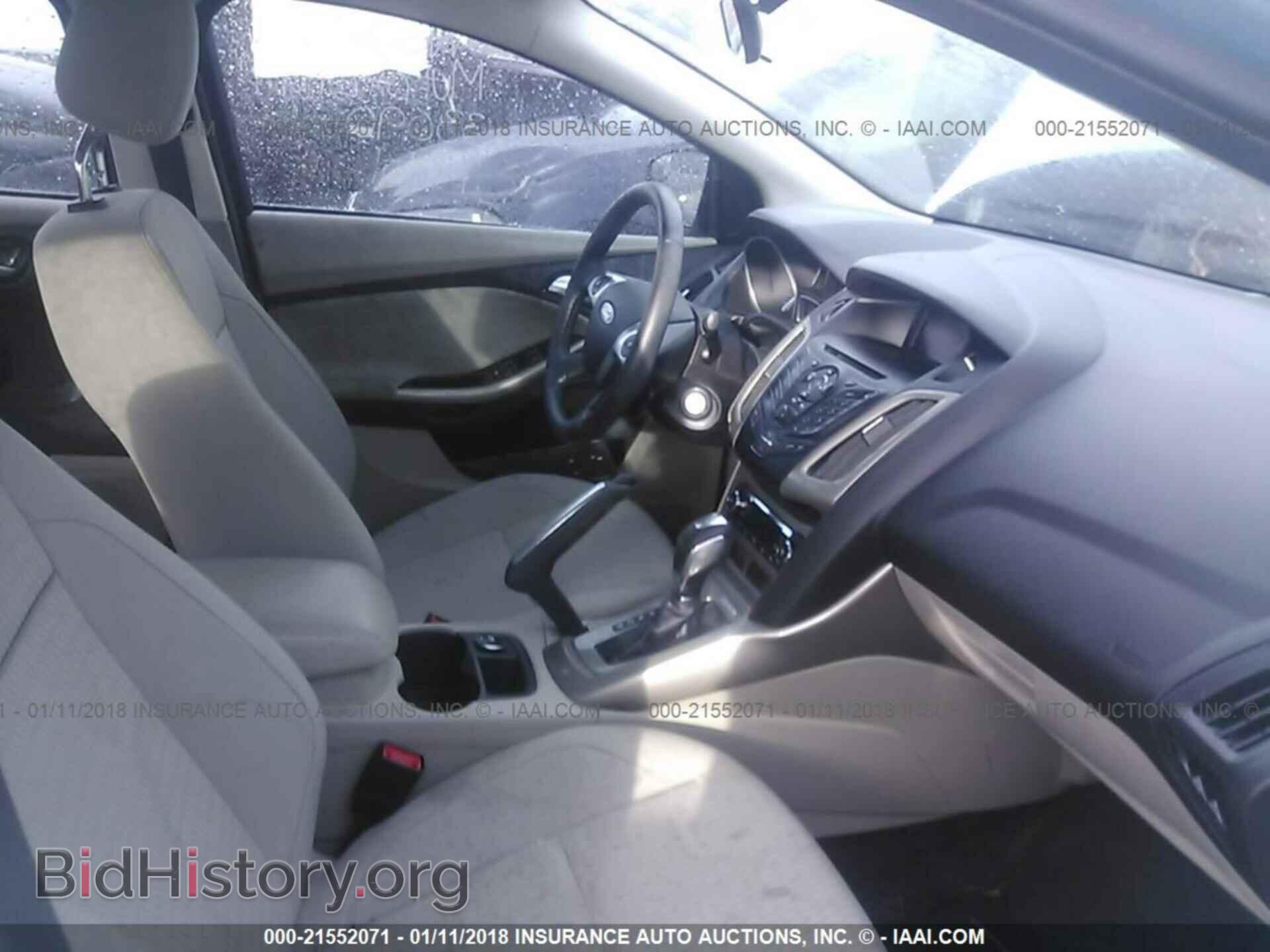 2012 Ford Focus - VIN: 1FAHP3H21CL295334 - Photo 5