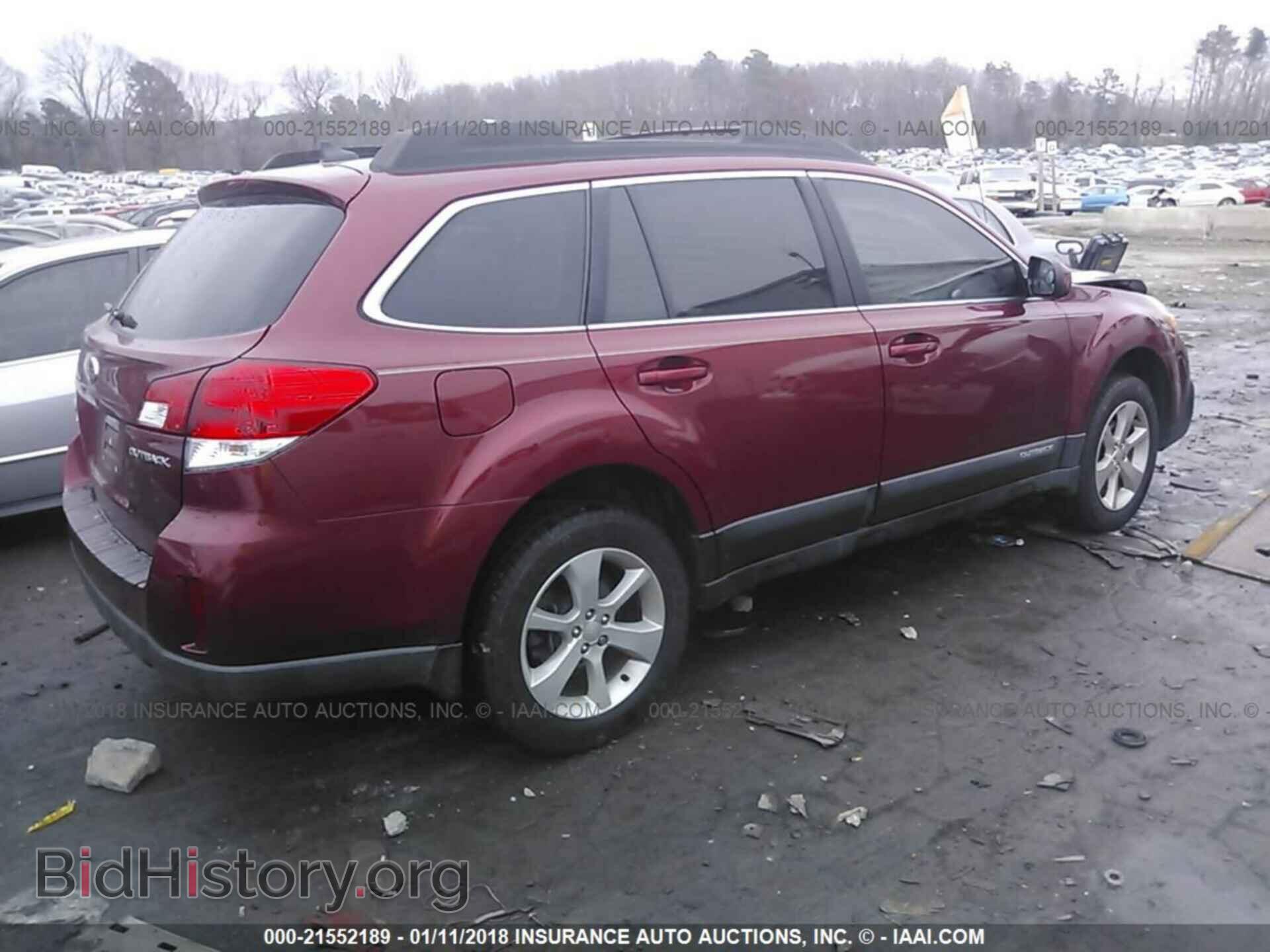 2014 Subaru Outback - VIN: 4S4BRCCC0E3327621 - Фото 4