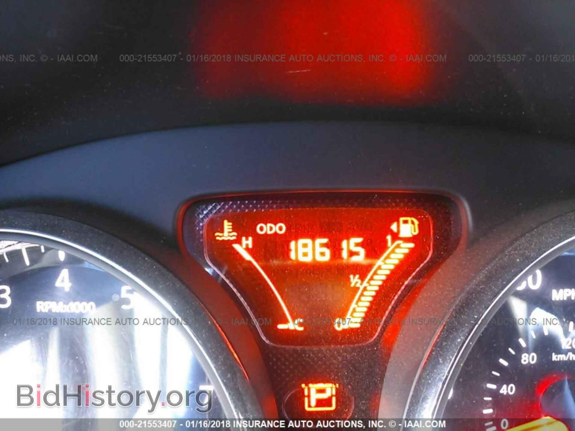 2016 Nissan Versa note - VIN: 3N1CE2CP9GL409553 - Фото 7