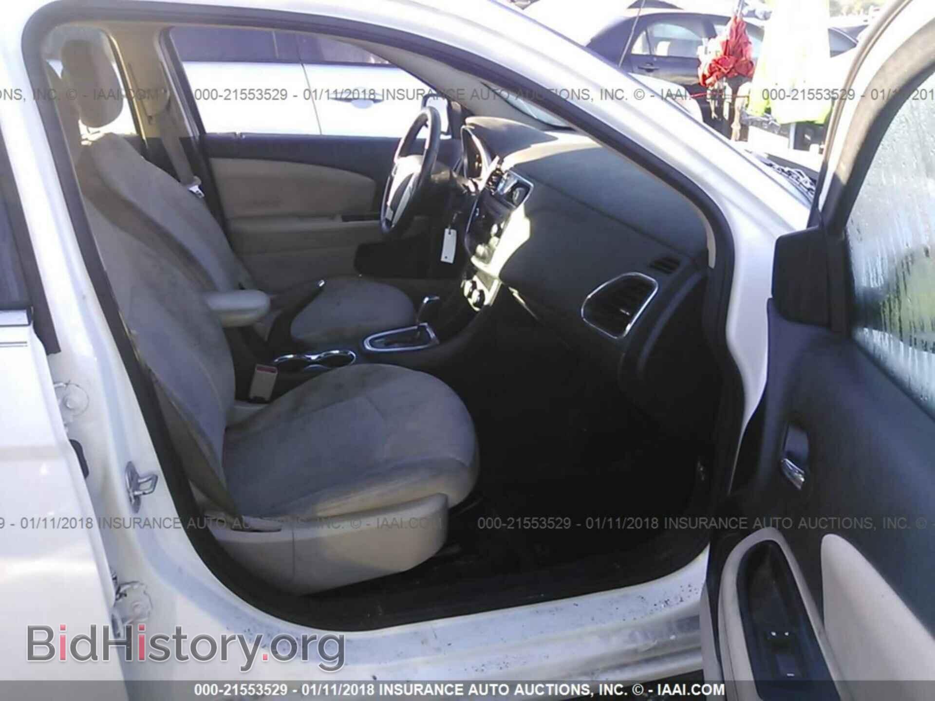 2012 Chrysler 200 - VIN: 1C3CCBBB2CN114611 - Фото 5