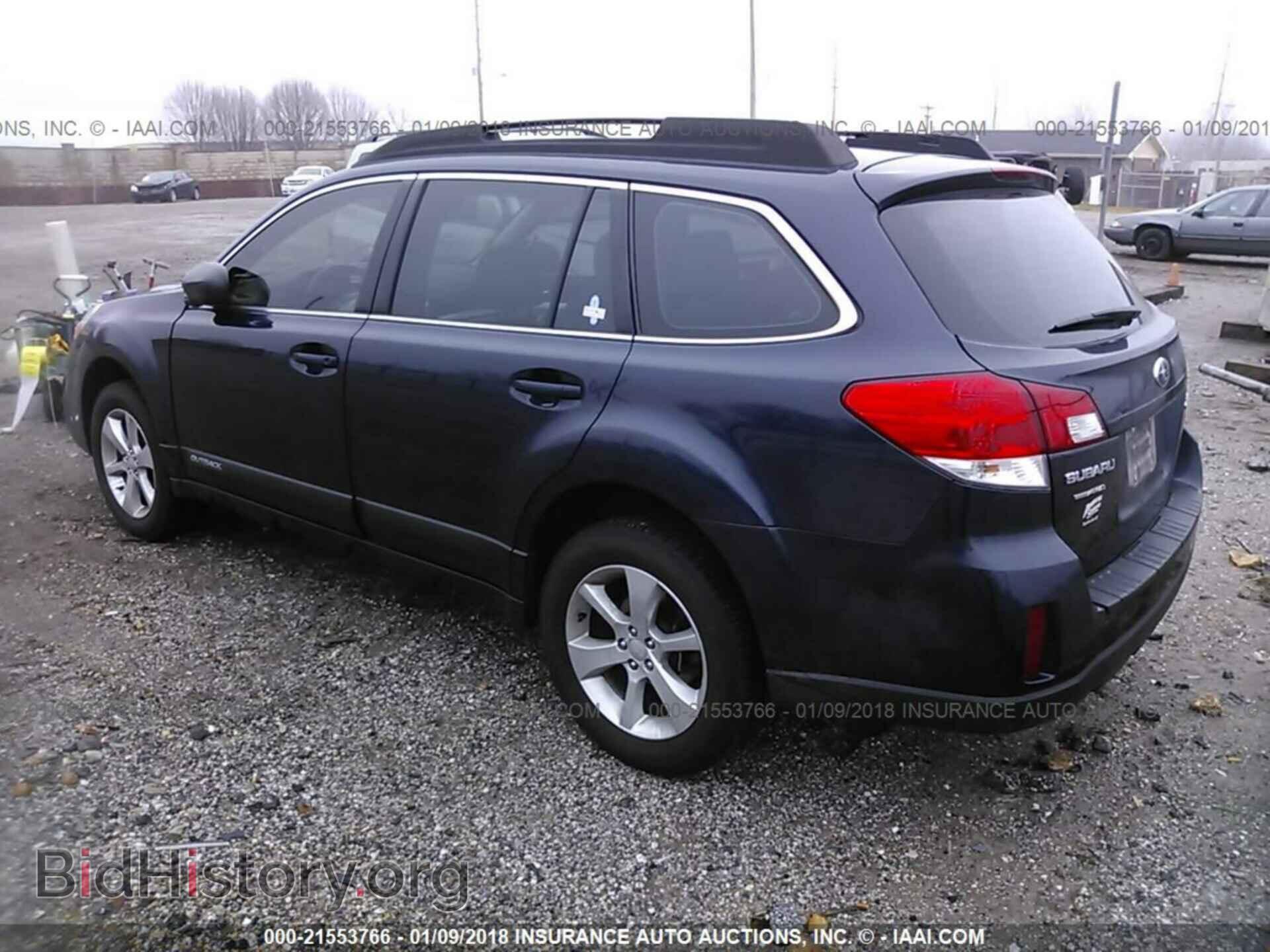 2014 Subaru Outback - VIN: 4S4BRCAC4E3259357 - Фото 3
