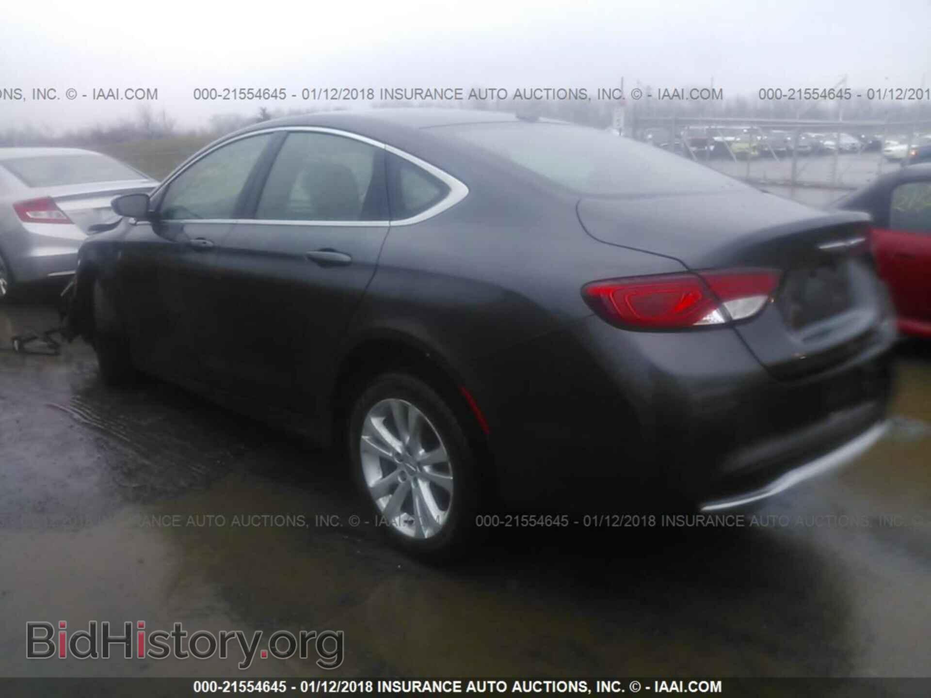2015 Chrysler 200 - VIN: 1C3CCCAB9FN531946 - Photo 3