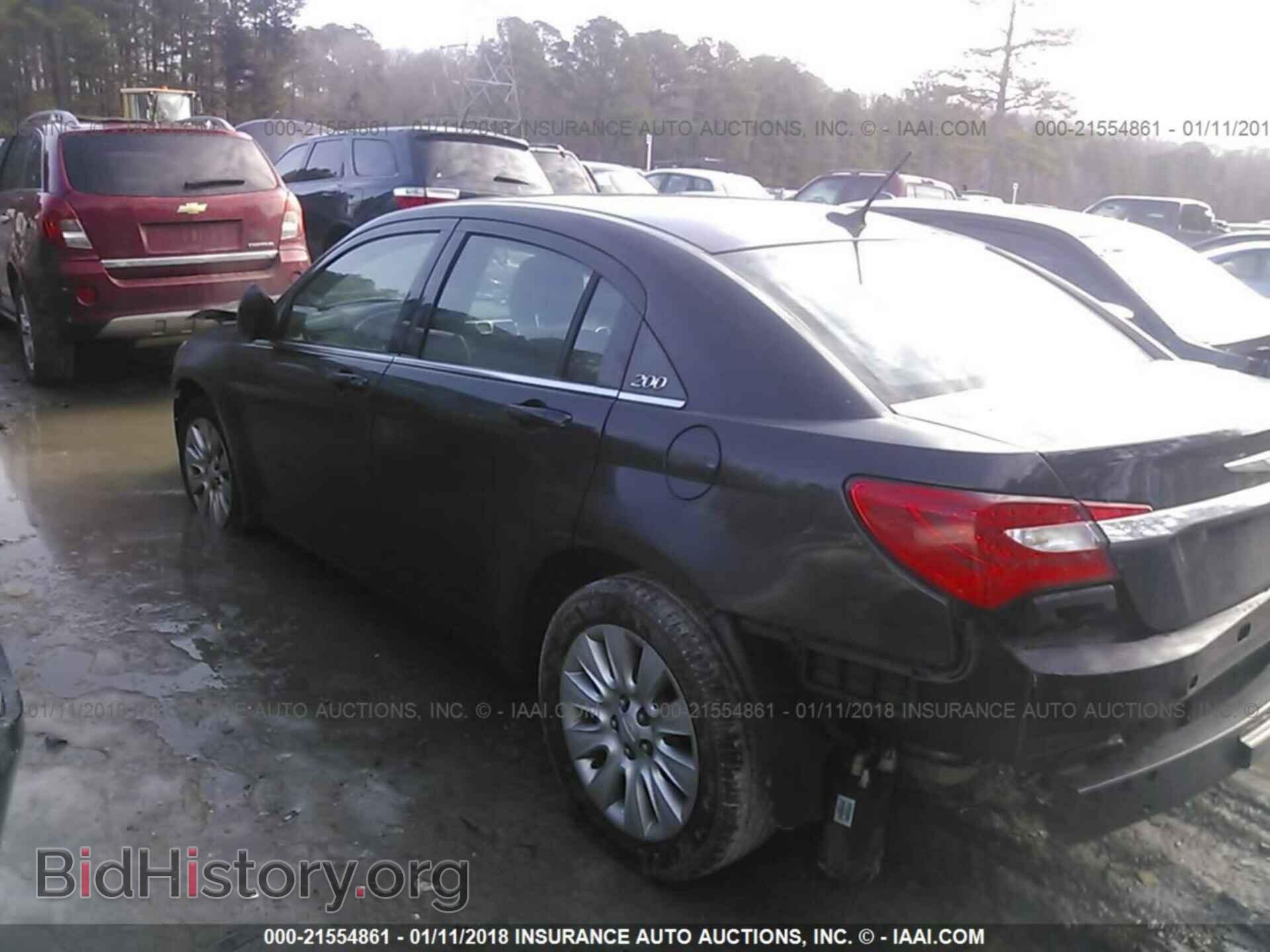 2014 Chrysler 200 - VIN: 1C3CCBAB2EN230685 - Фото 3