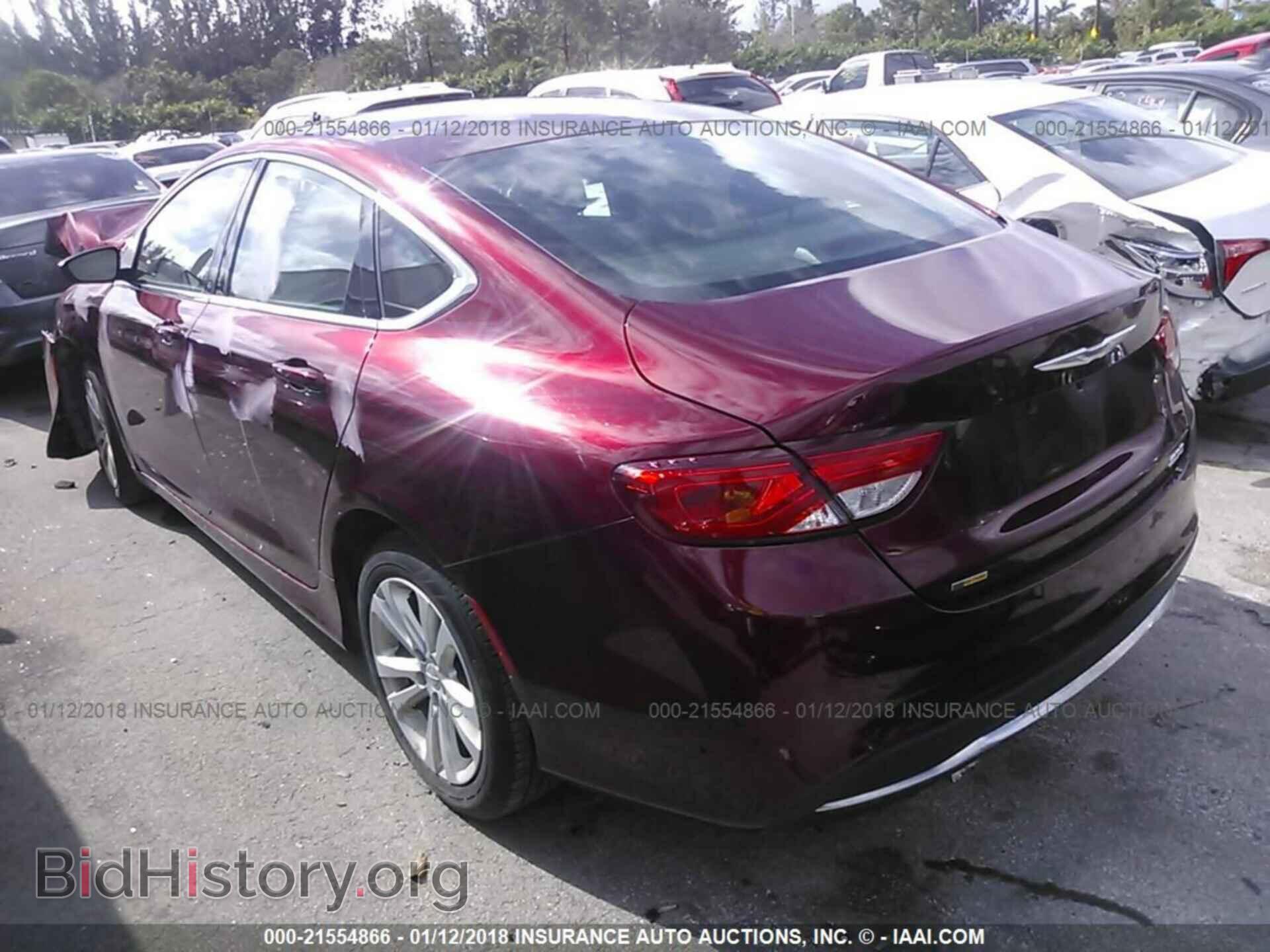 2016 Chrysler 200 - VIN: 1C3CCCAB3GN149171 - Photo 3