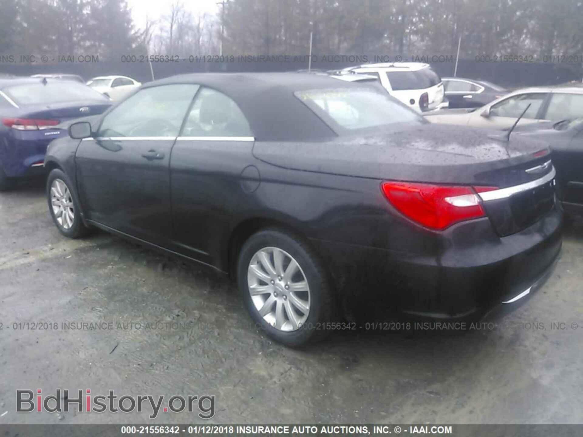 2012 Chrysler 200 - VIN: 1C3BCBEB1CN115806 - Photo 3