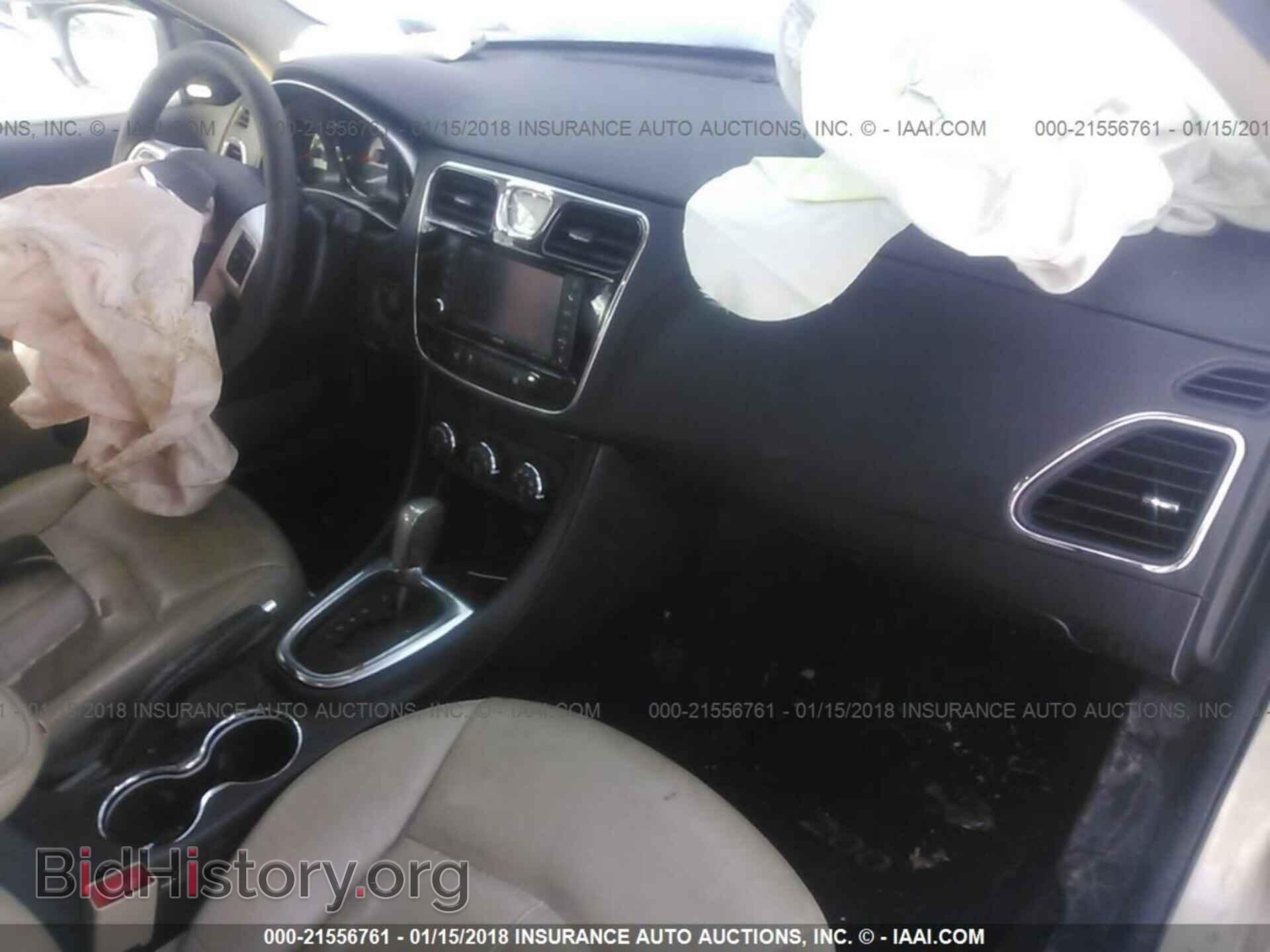 2013 Chrysler 200 - VIN: 1C3CCBCG8DN603154 - Photo 5