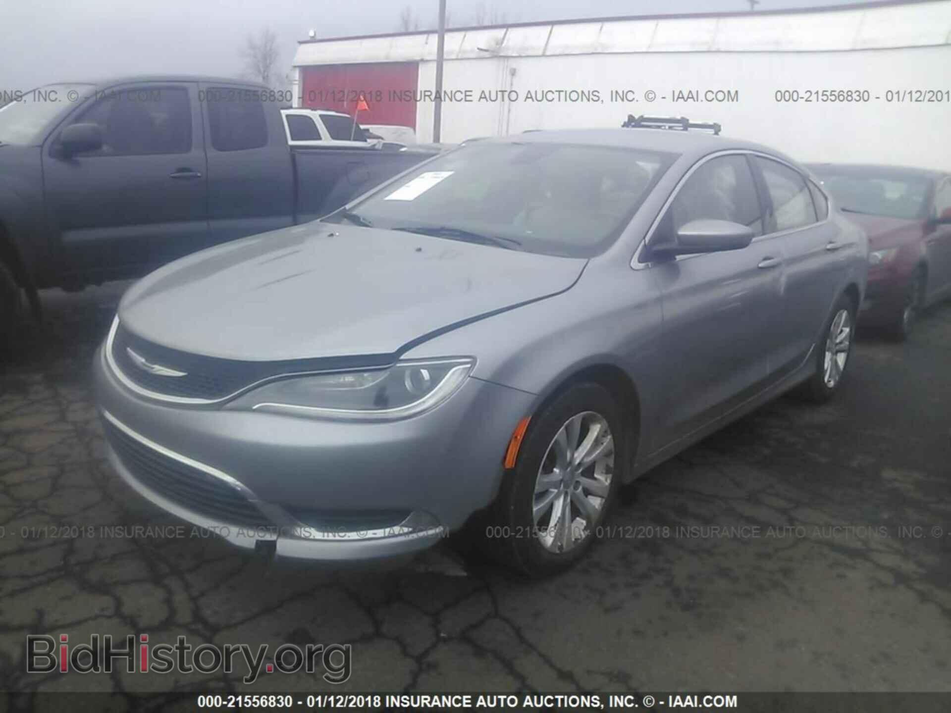 2015 Chrysler 200 - VIN: 1C3CCCAB4FN602471 - Photo 2
