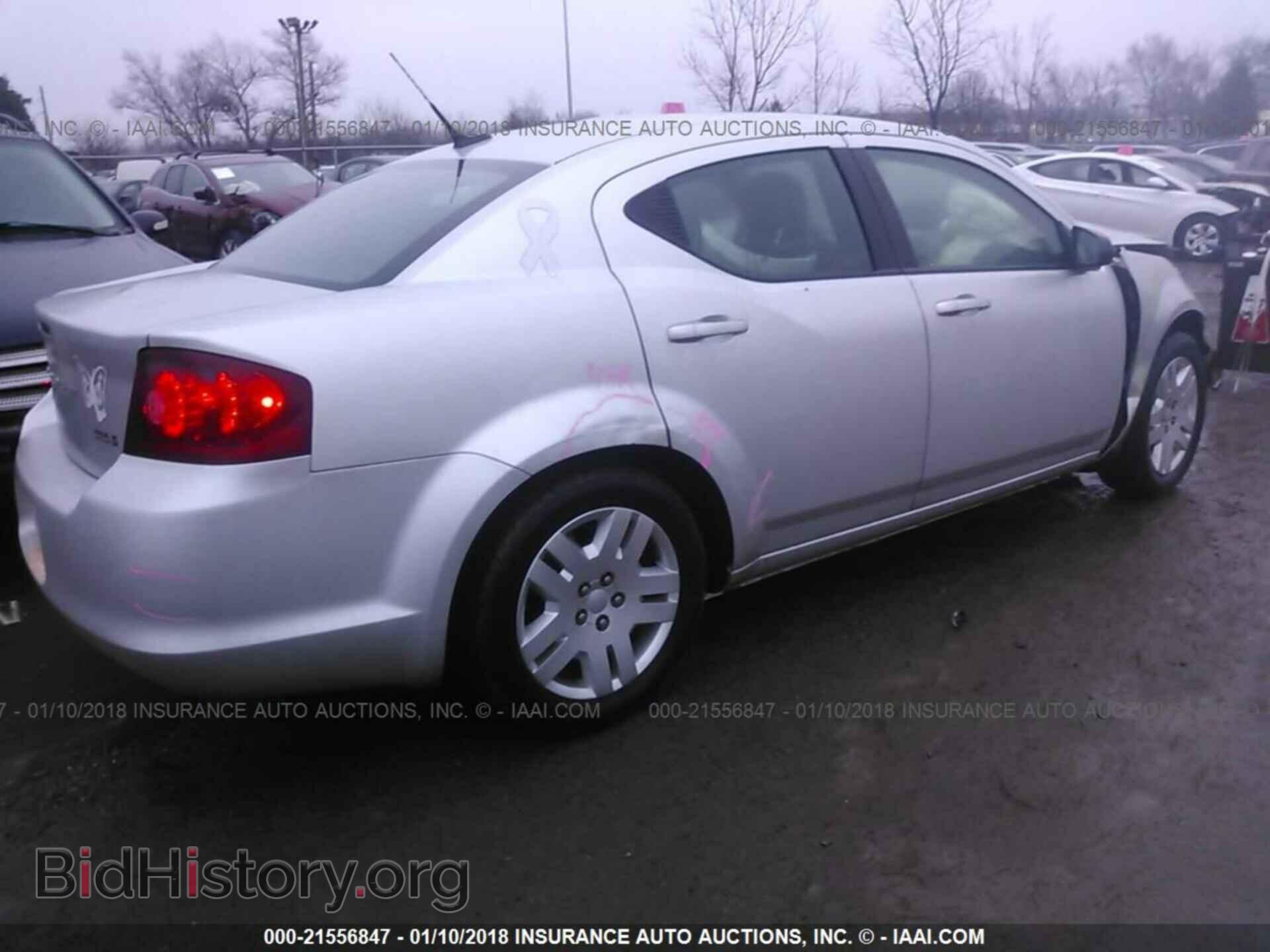 2011 Dodge Avenger - VIN: 1B3BD4FBXBN518699 - Фото 4