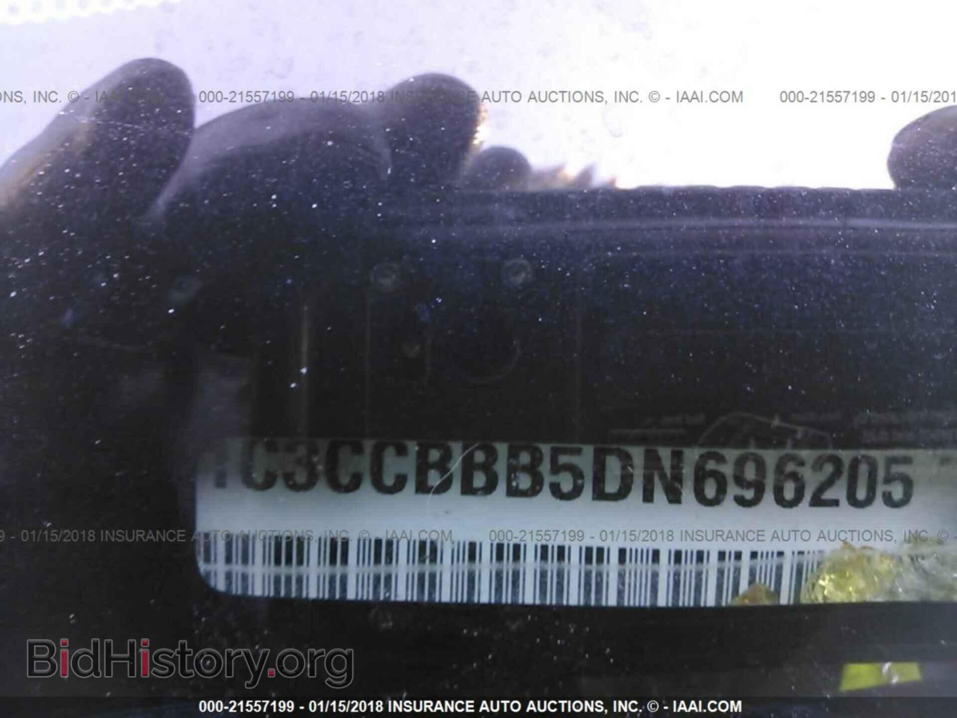 2013 Chrysler 200 - VIN: 1C3CCBBB5DN696205 - Photo 9