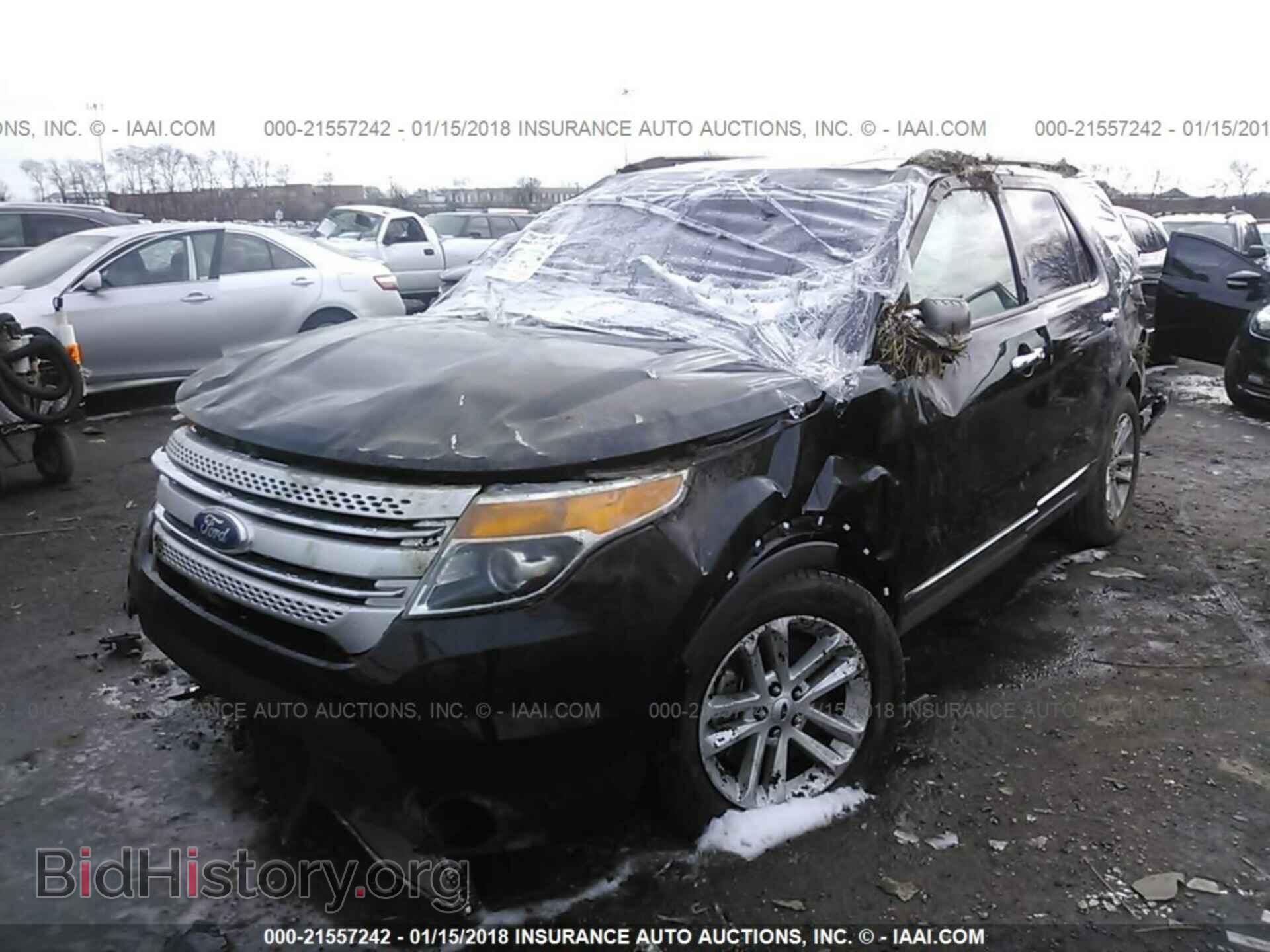 2014 Ford Explorer - VIN: 1FM5K7D81EGB18092 - Фото 2