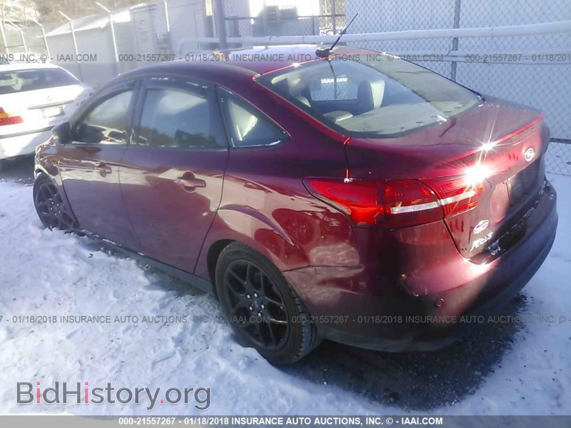 2016 Ford Focus - VIN: 1FADP3F29GL222980 - Photo 3