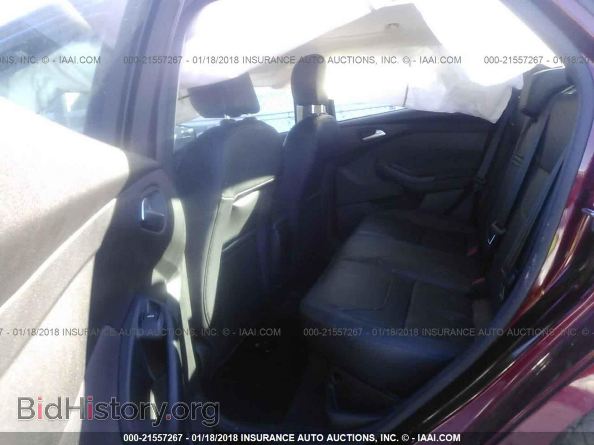 2016 Ford Focus - VIN: 1FADP3F29GL222980 - Photo 8