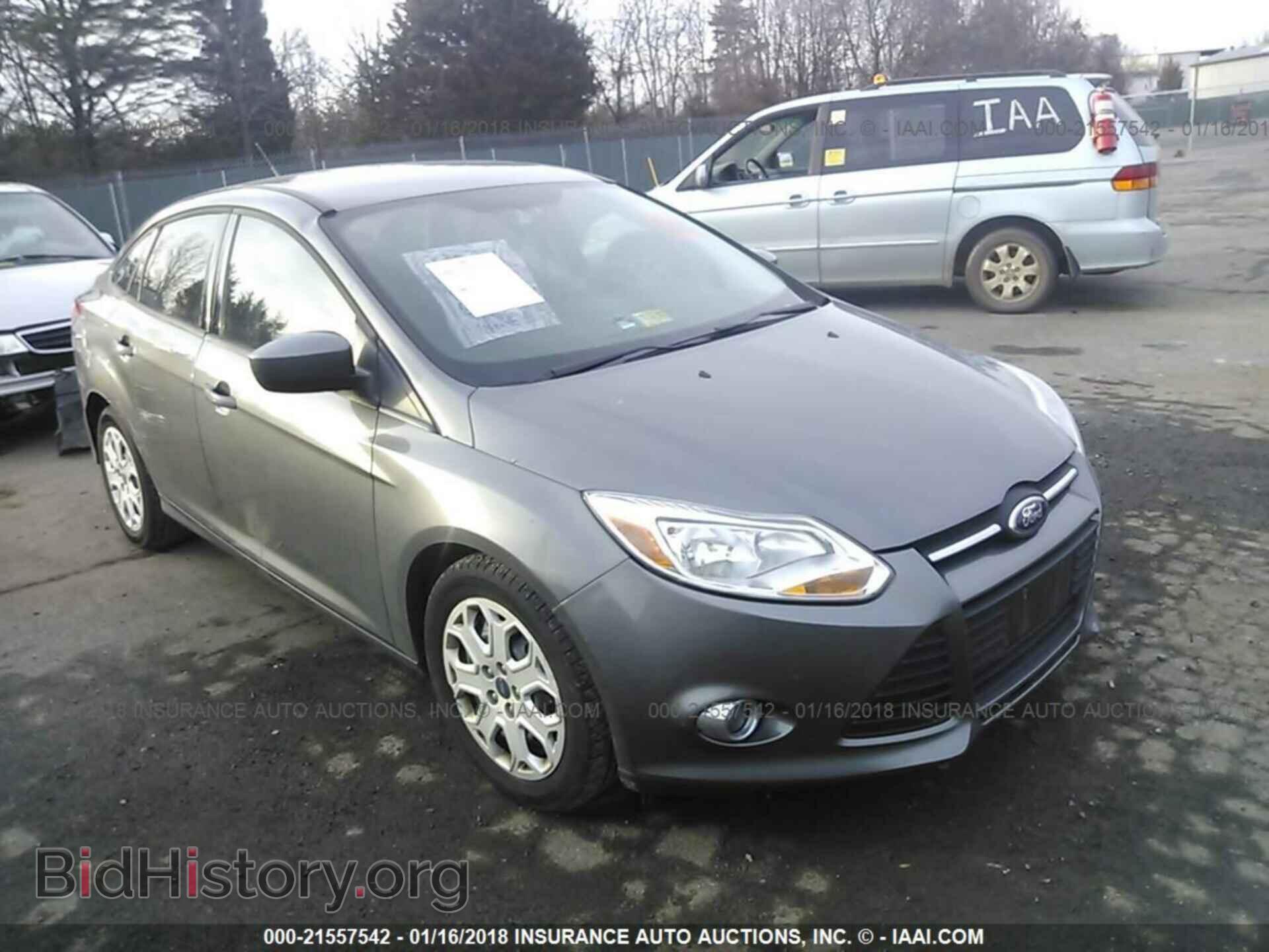 Photo 1FAHP3F22CL260823 - Ford Focus 2012