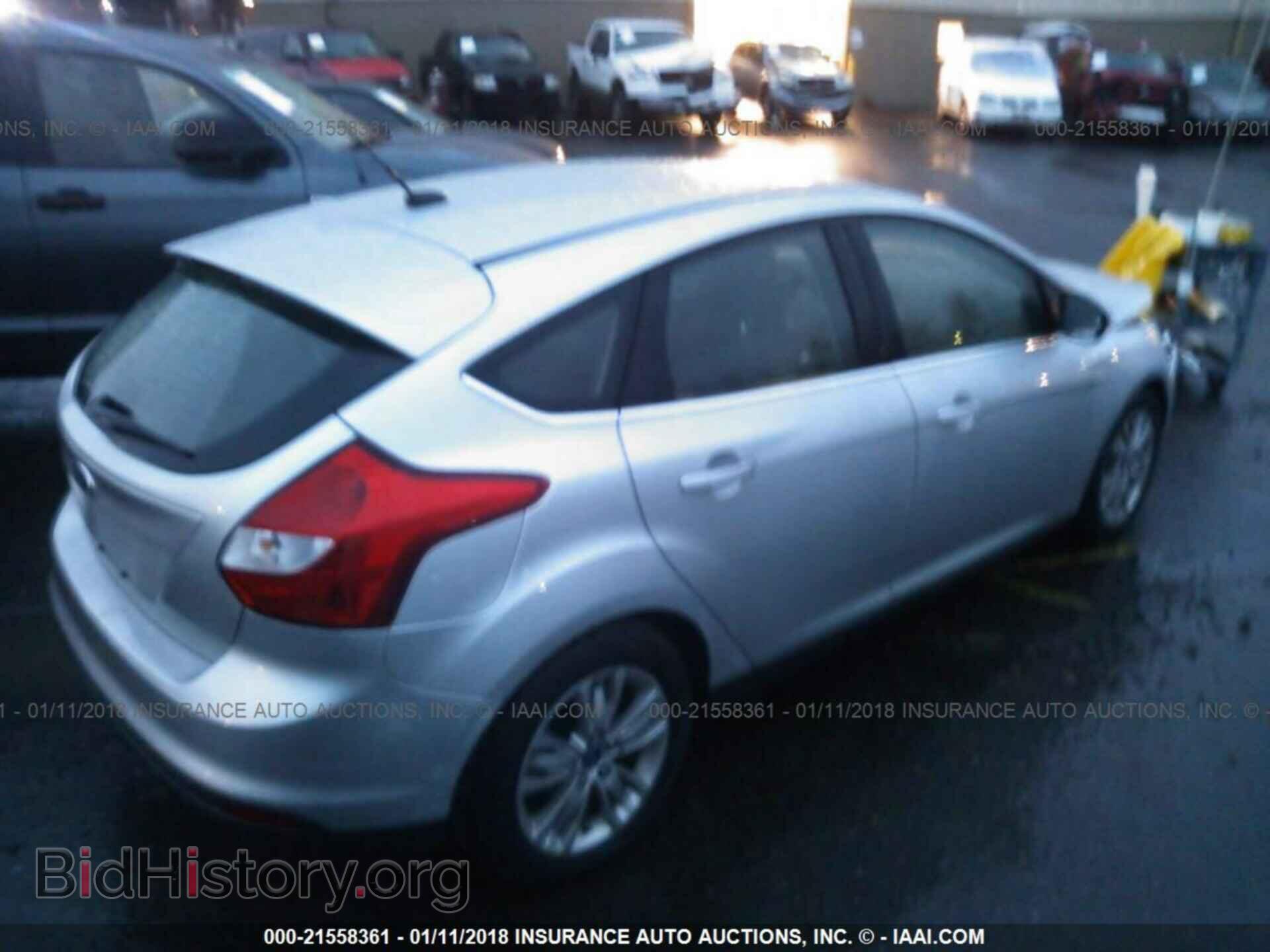 2012 Ford Focus - VIN: 1FAHP3M21CL358373 - Фото 4
