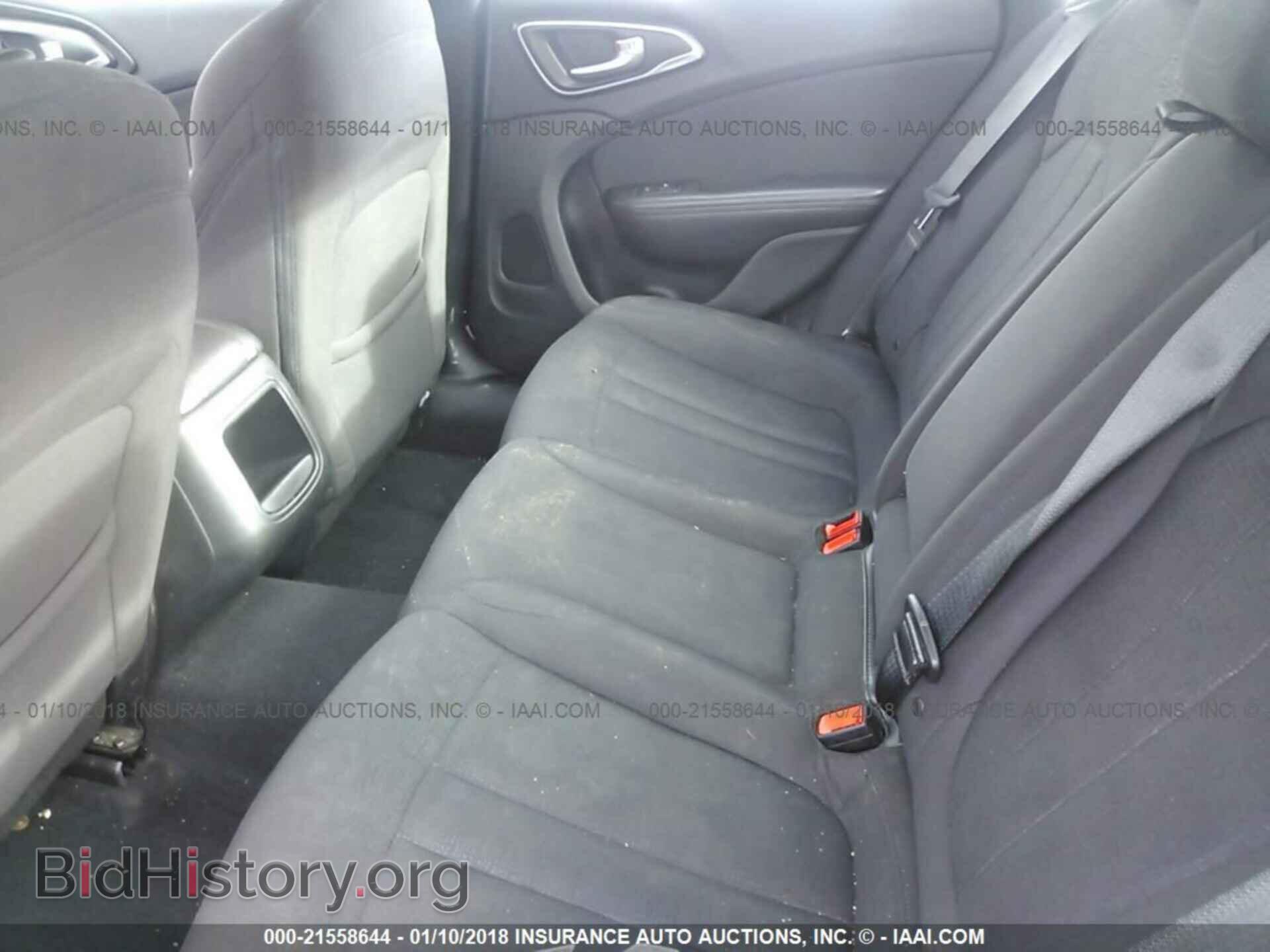 2015 Chrysler 200 - VIN: 1C3CCCAB0FN633586 - Фото 8