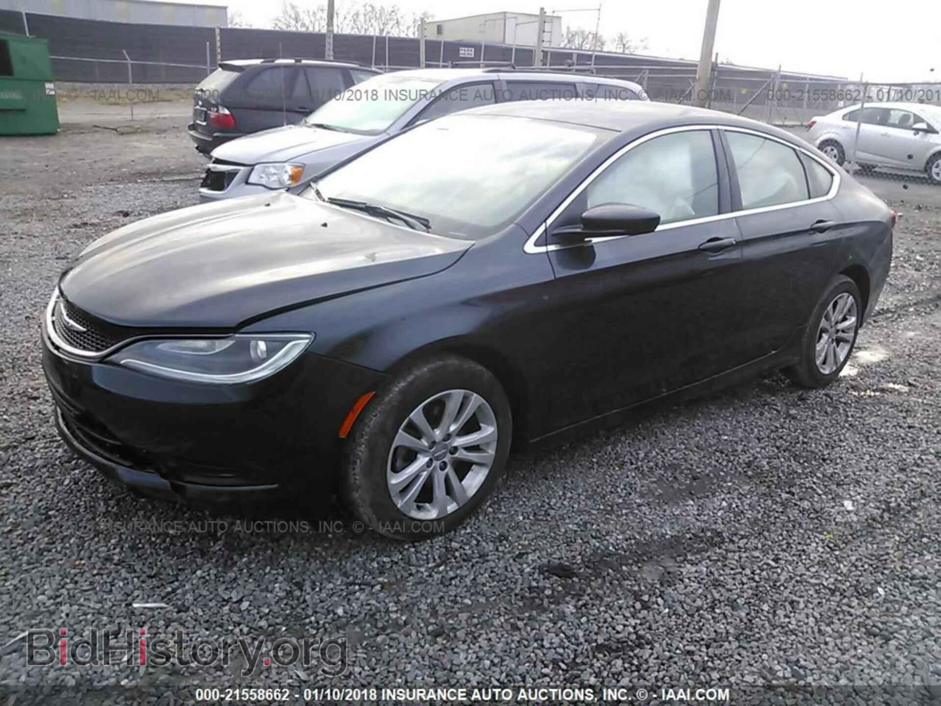 2017 Chrysler 200 - VIN: 1C3CCCFB7HN506233 - Фото 2