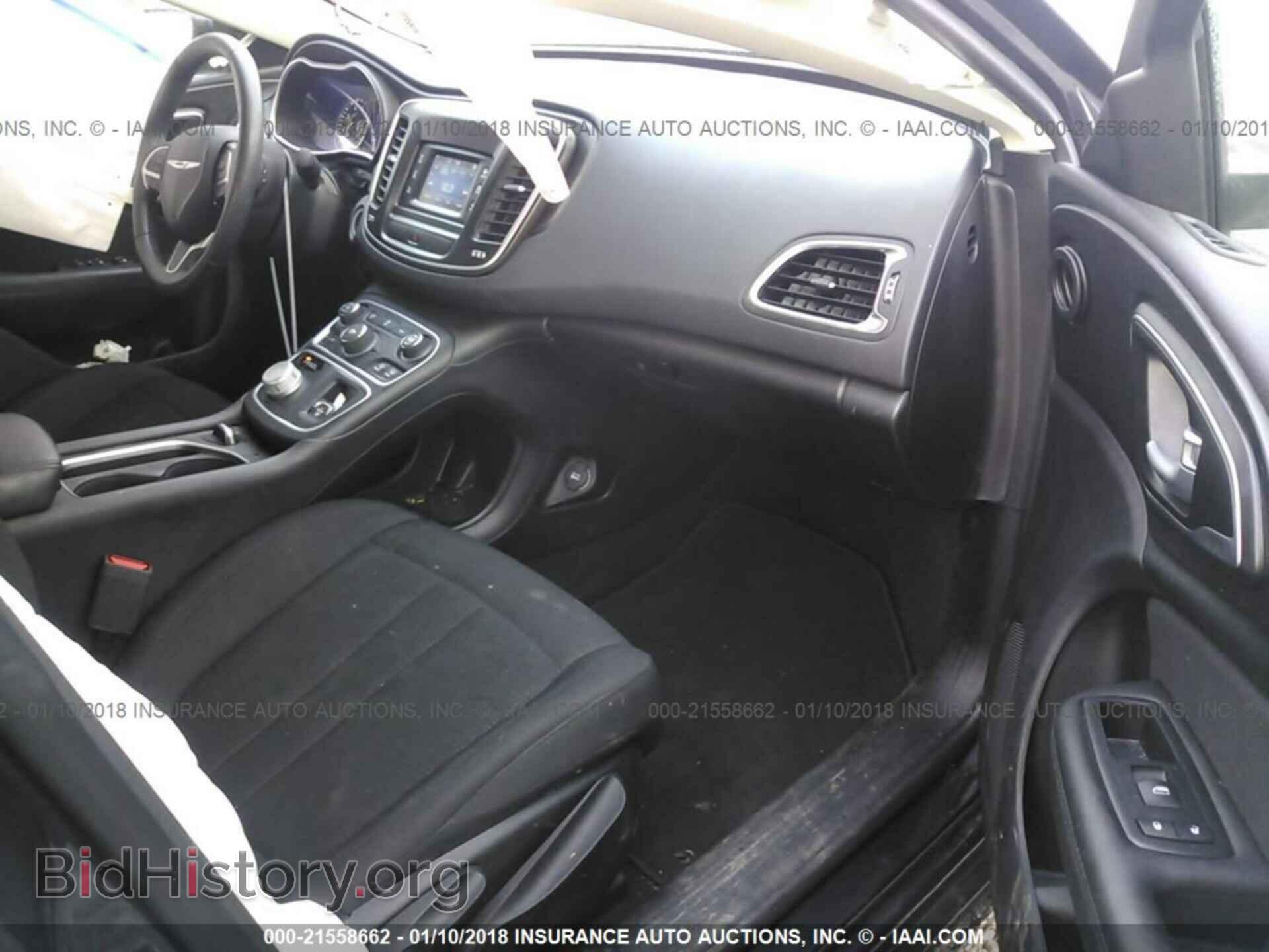 2017 Chrysler 200 - VIN: 1C3CCCFB7HN506233 - Фото 5