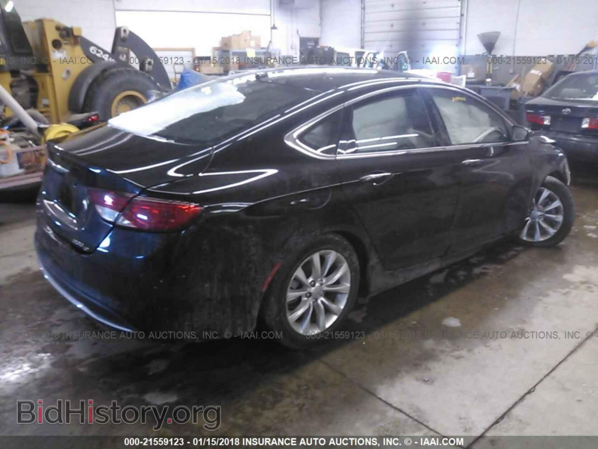 2015 Chrysler 200 - VIN: 1C3CCCCB2FN525094 - Фото 4