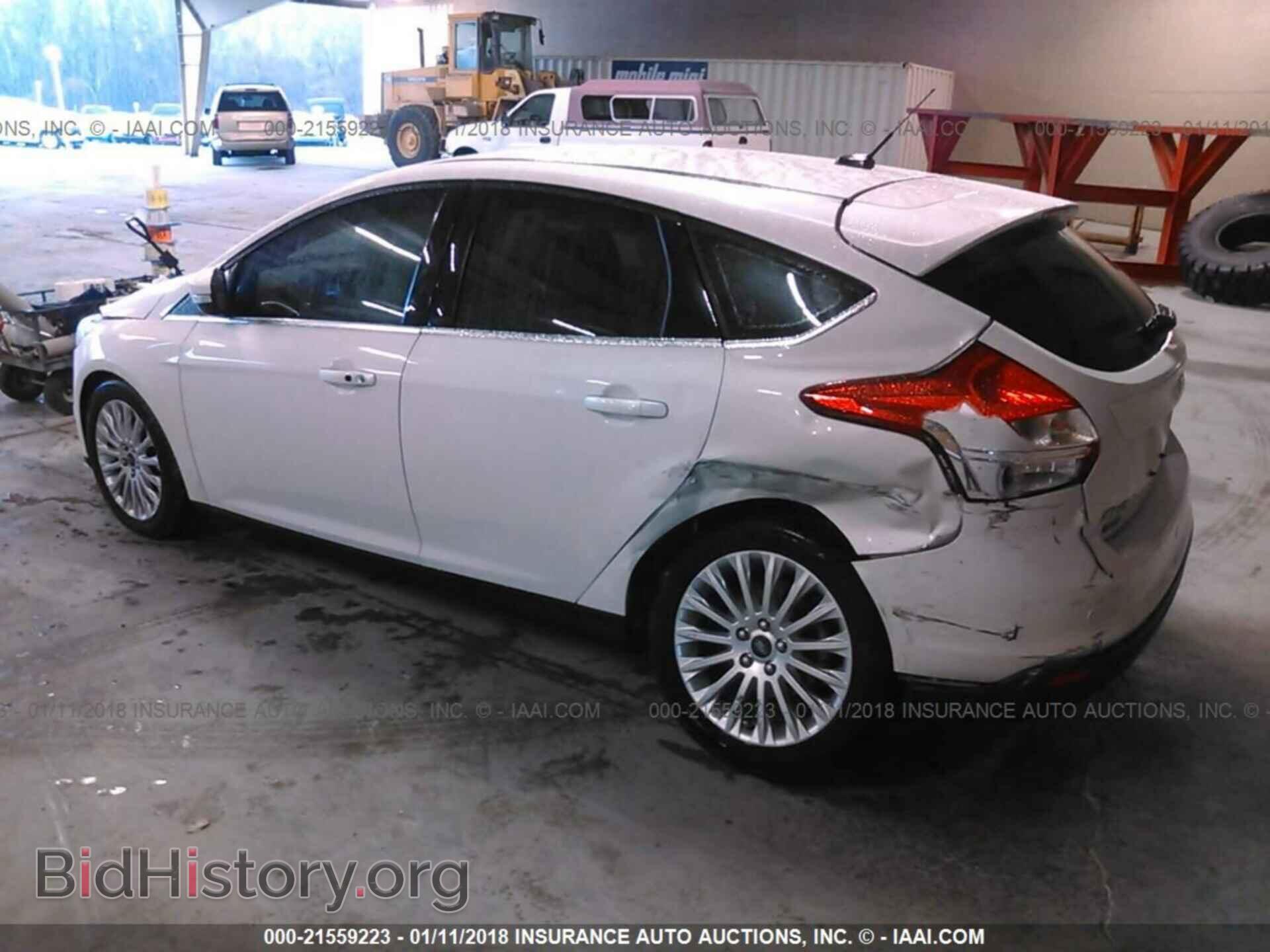 2012 Ford Focus - VIN: 1FAHP3N21CL472534 - Photo 3