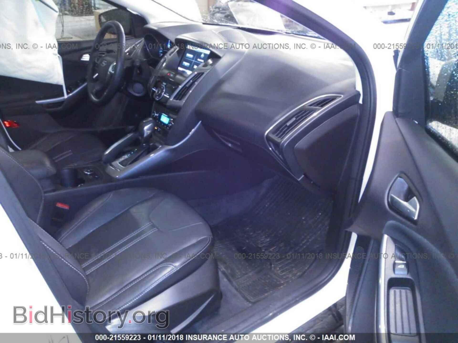 2012 Ford Focus - VIN: 1FAHP3N21CL472534 - Photo 5