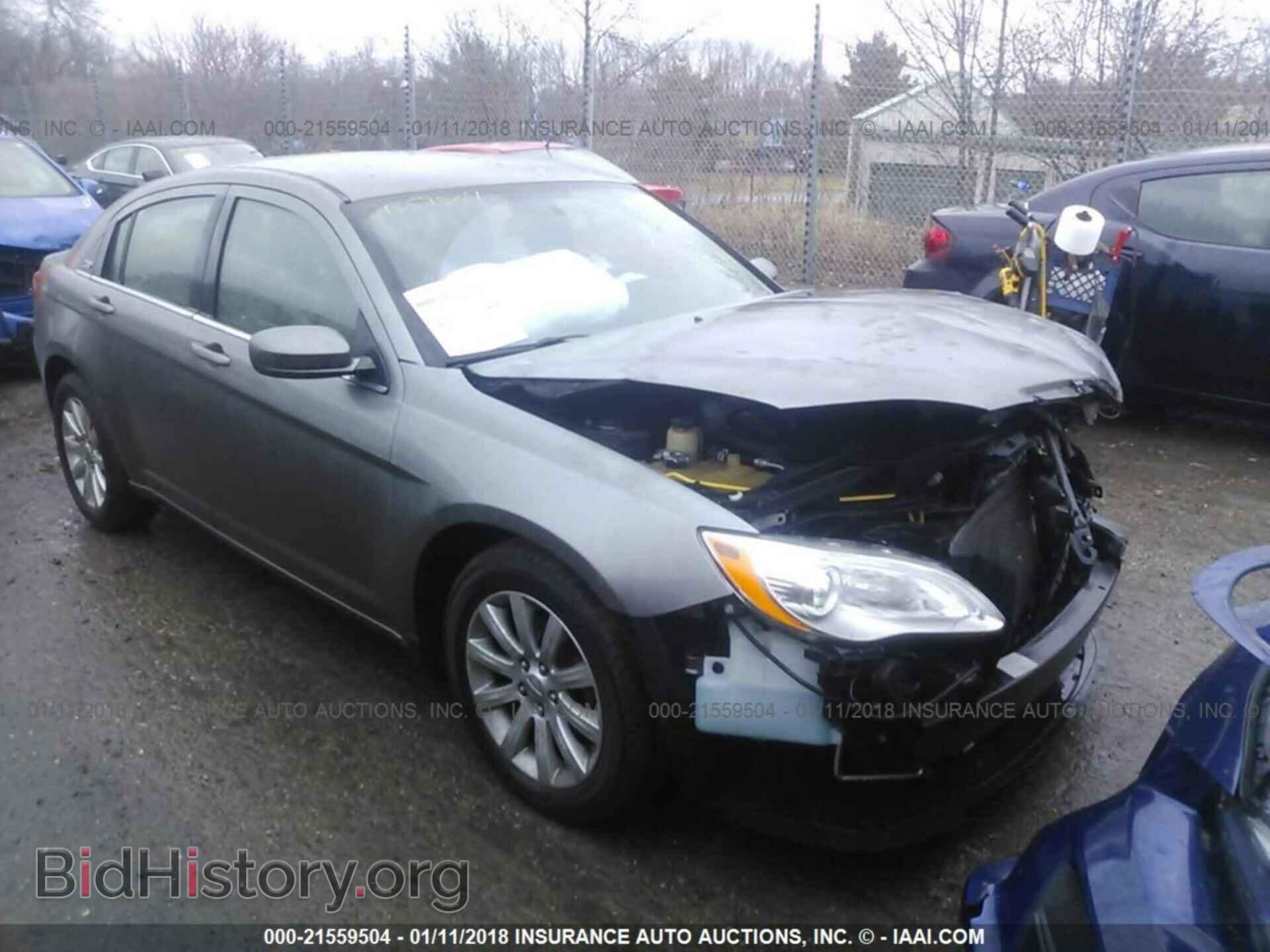 Photo 1C3CCBBG5DN678041 - Chrysler 200 2013
