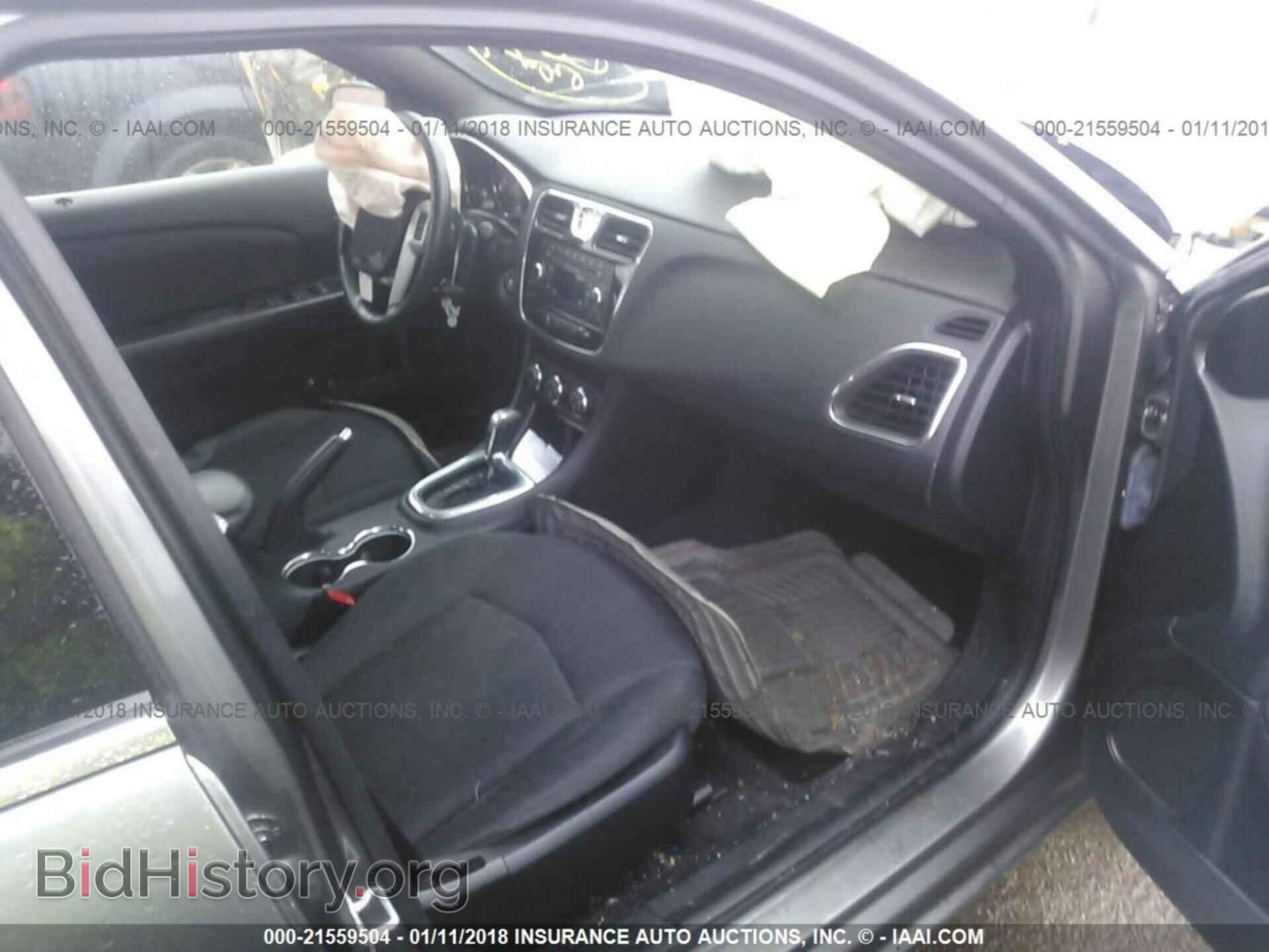 2013 Chrysler 200 - VIN: 1C3CCBBG5DN678041 - Photo 5