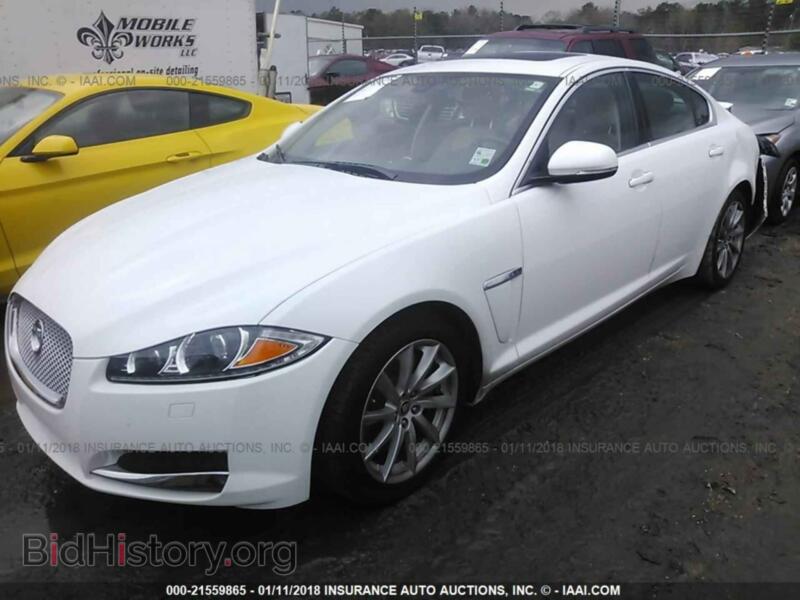 2012 Jaguar XF (VIN SAJWA0FB1CLS53008) — фото 2 из 10