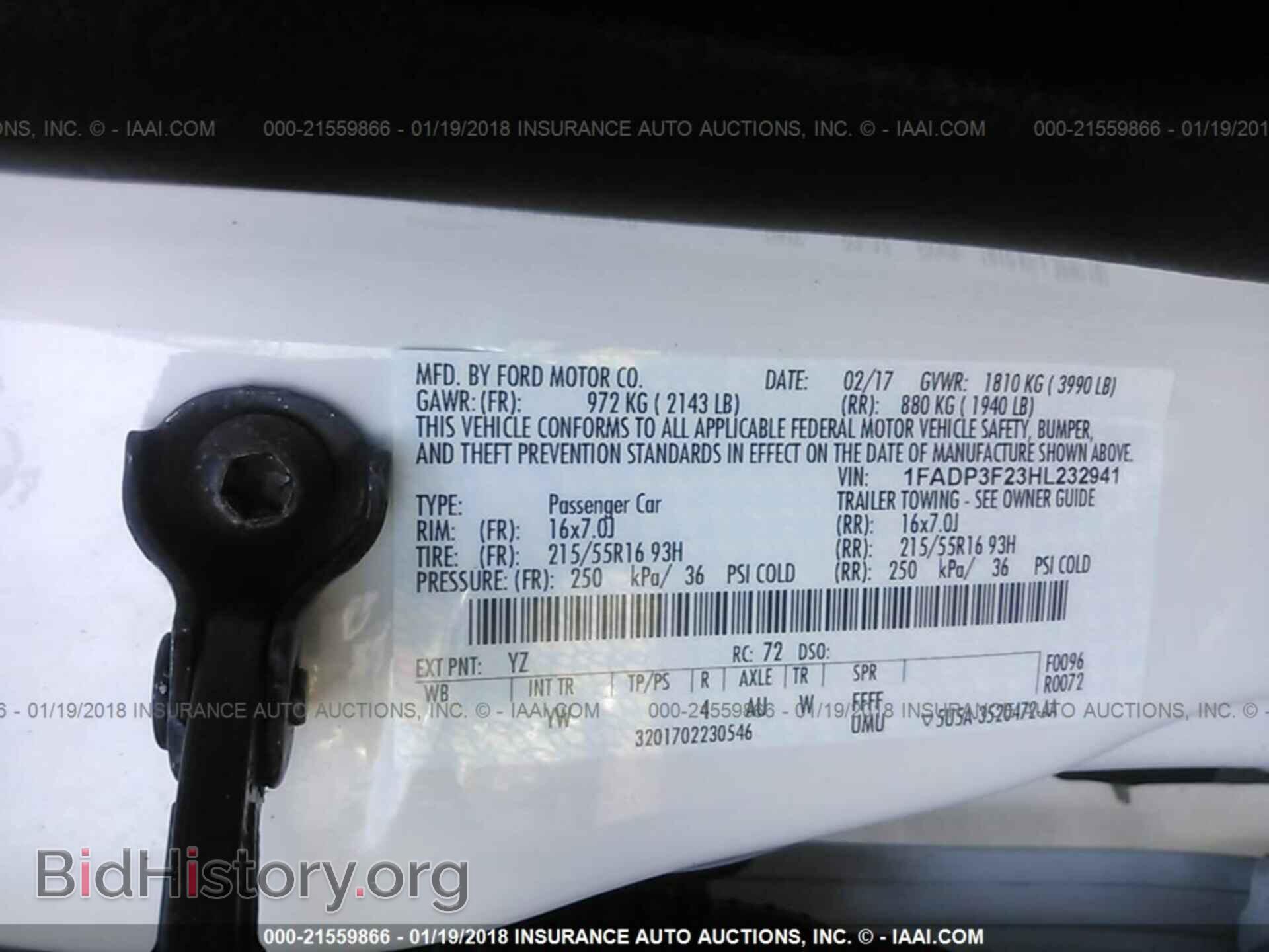 2017 Ford Focus - VIN: 1FADP3F23HL232941 - Photo 9