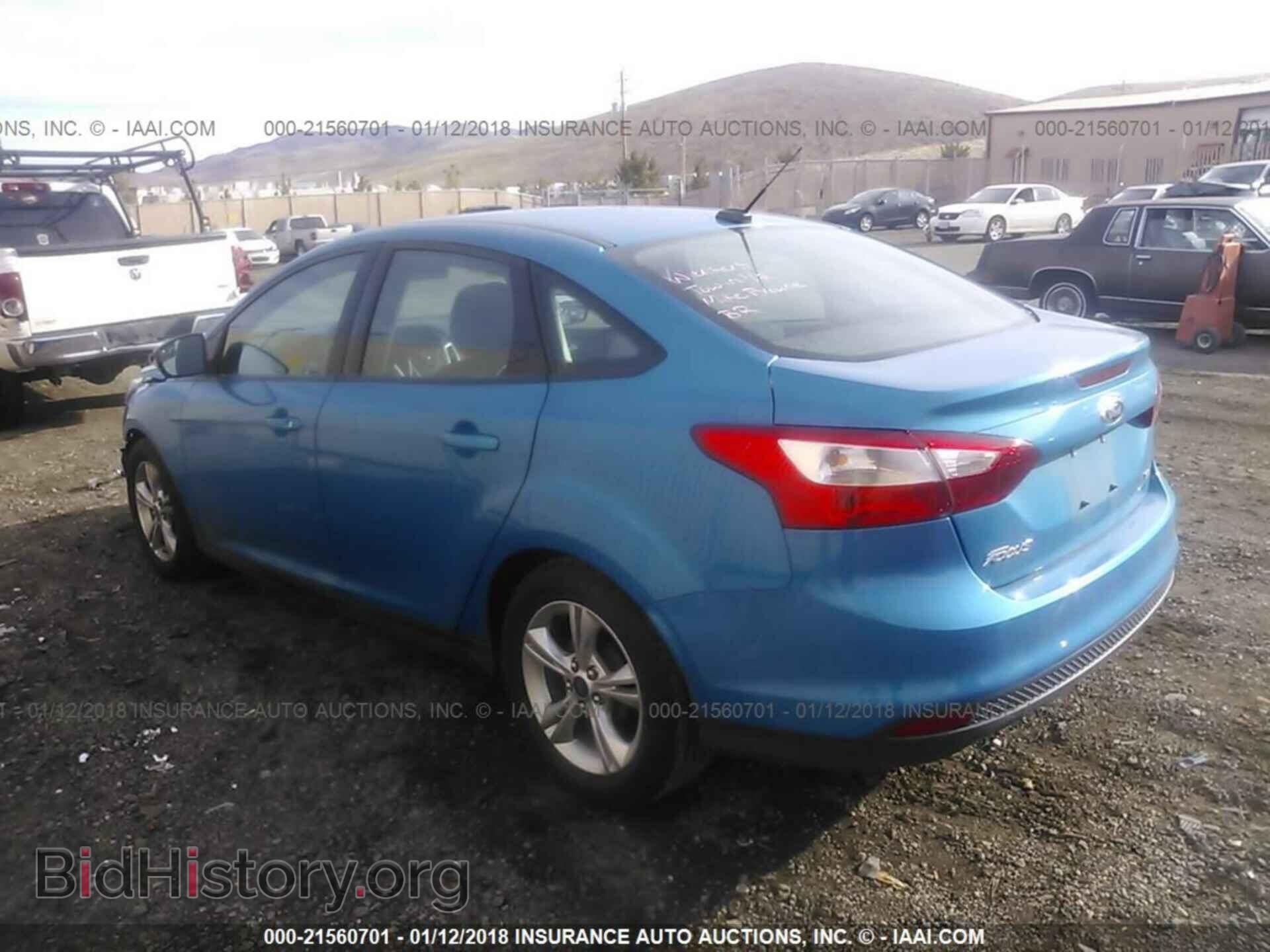 2014 Ford Focus - VIN: 1FADP3F25EL382206 - Фото 3
