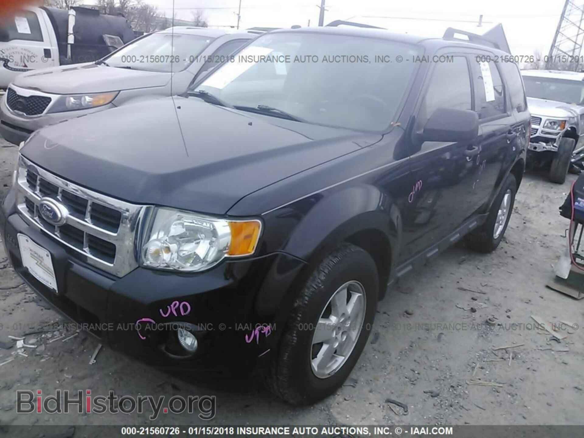 2012 Ford Escape - VIN: 1FMCU0D76CKA85181 - Photo 2