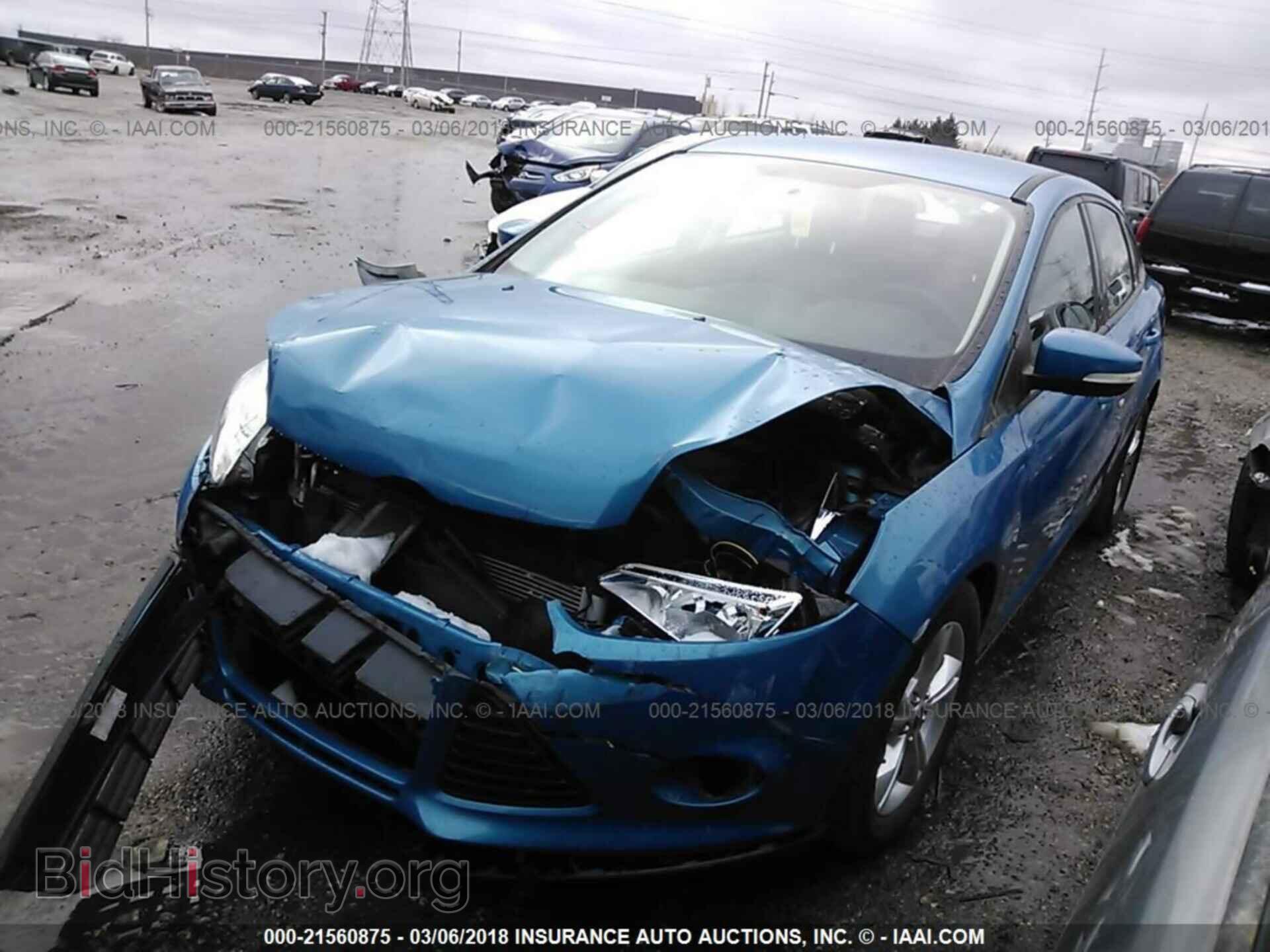 2014 Ford Focus - VIN: 1FADP3F26EL136992 - Photo 2