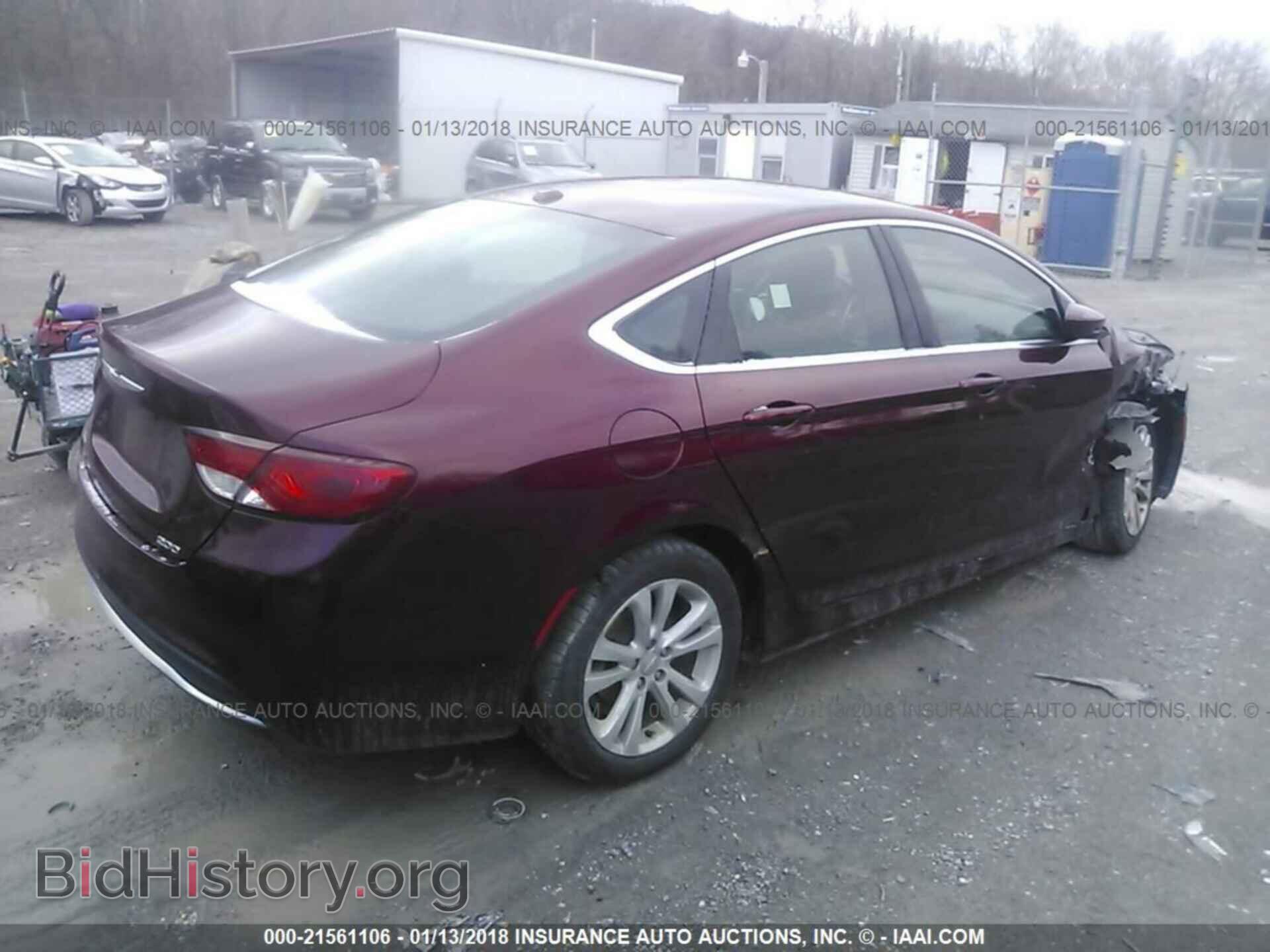 2015 Chrysler 200 - VIN: 1C3CCCABXFN680186 - Photo 4