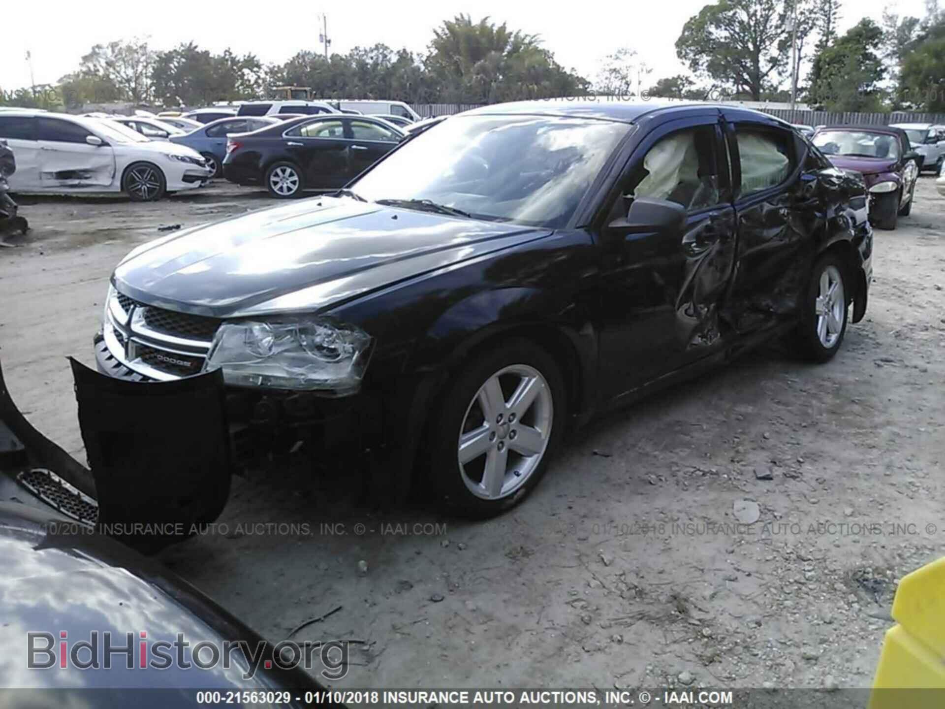 2013 Dodge Avenger - VIN: 1C3CDZAB1DN517360 - Фото 2