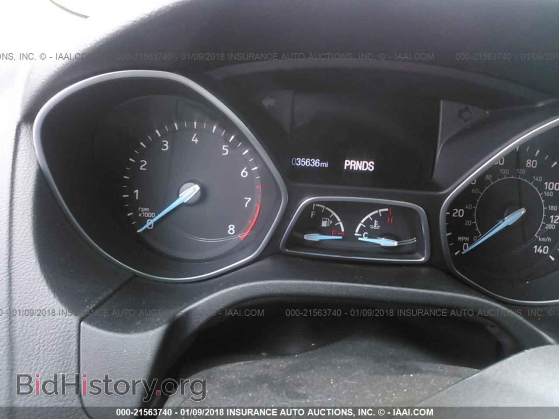 2016 Ford Focus - VIN: 1FADP3F24GL208775 - Photo 7