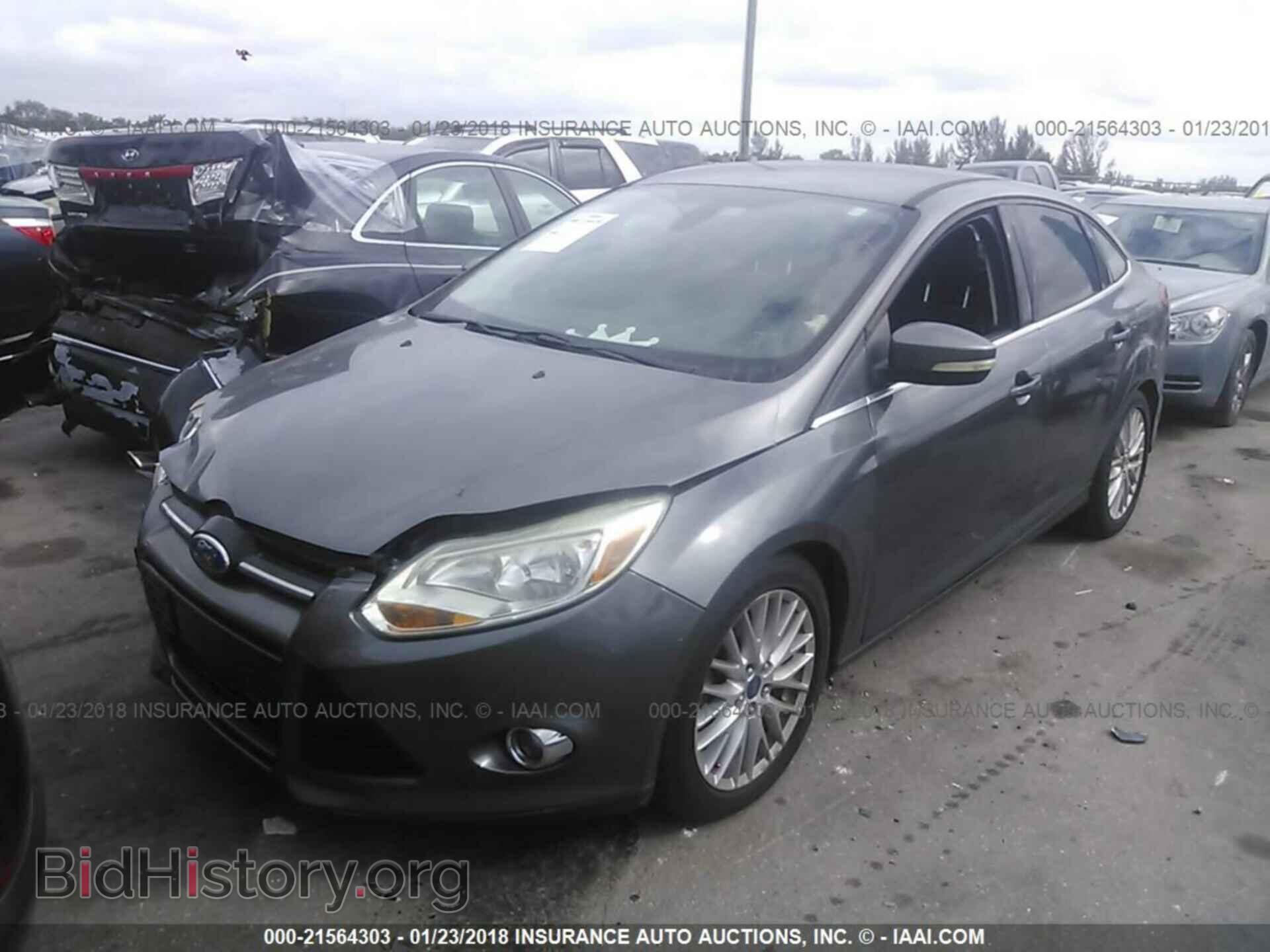 2012 Ford Focus - VIN: 1FAHP3H23CL172540 - Photo 2