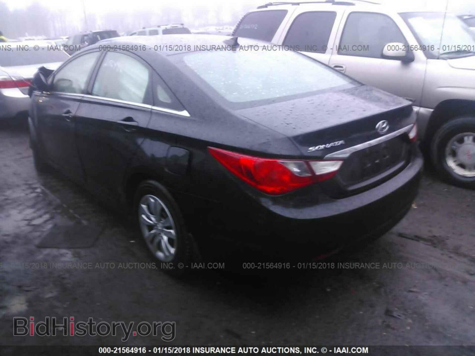 2012 Hyundai Sonata - VIN: 5NPEB4AC3CH398912 - Фото 3