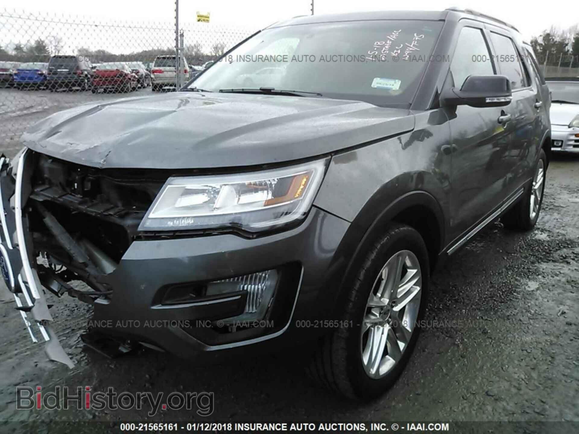 2017 Ford Explorer - VIN: 1FM5K8D83HGA26315 - Photo 2