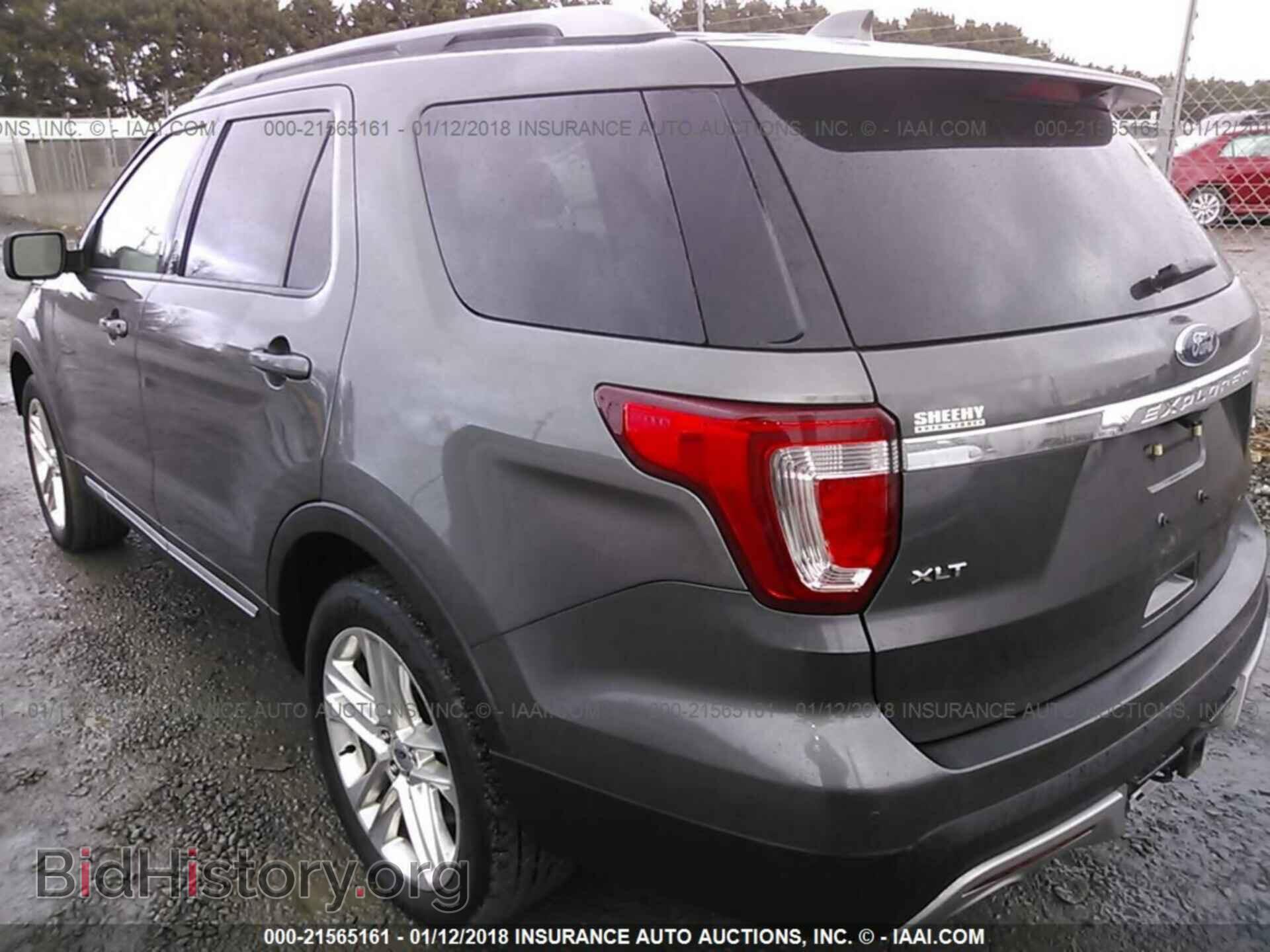 2017 Ford Explorer - VIN: 1FM5K8D83HGA26315 - Photo 3