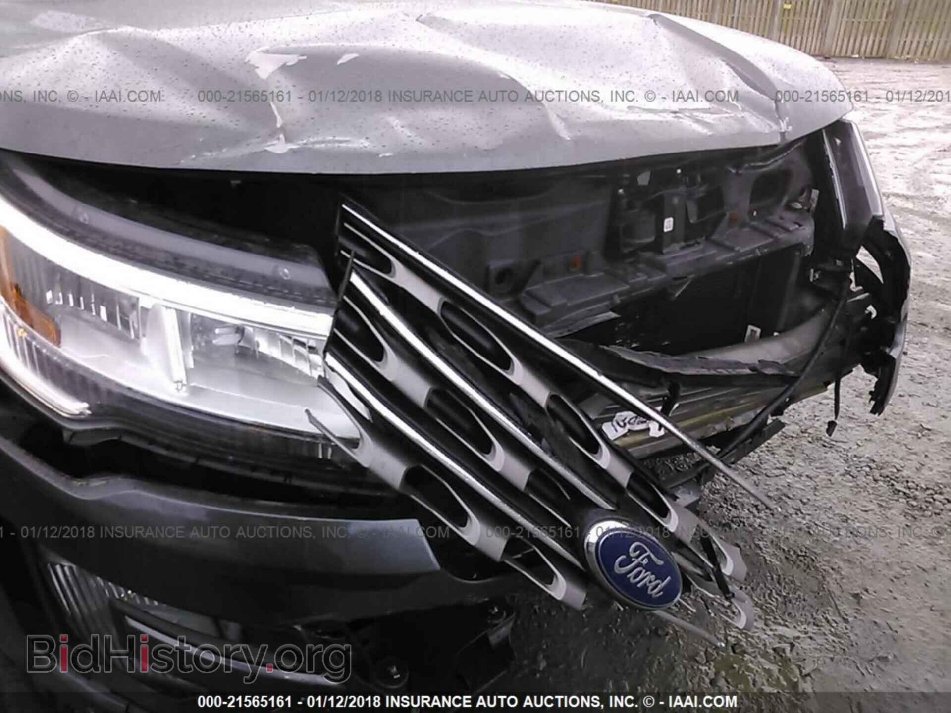 2017 Ford Explorer - VIN: 1FM5K8D83HGA26315 - Photo 6