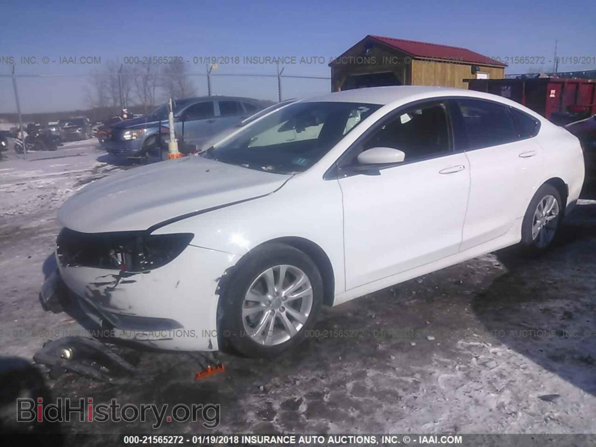 2015 Chrysler 200 - VIN: 1C3CCCAB5FN647192 - Фото 2