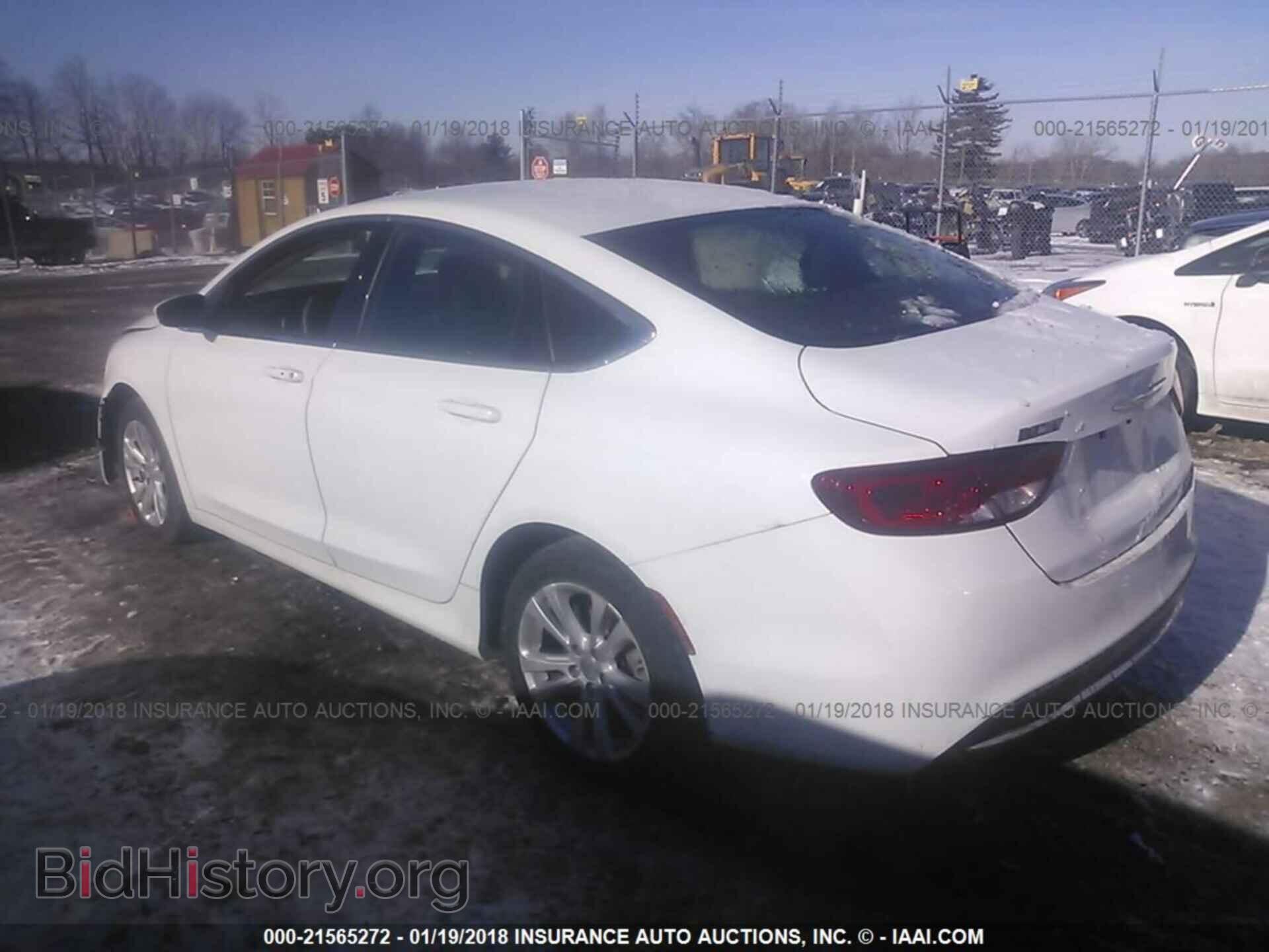 2015 Chrysler 200 - VIN: 1C3CCCAB5FN647192 - Фото 3