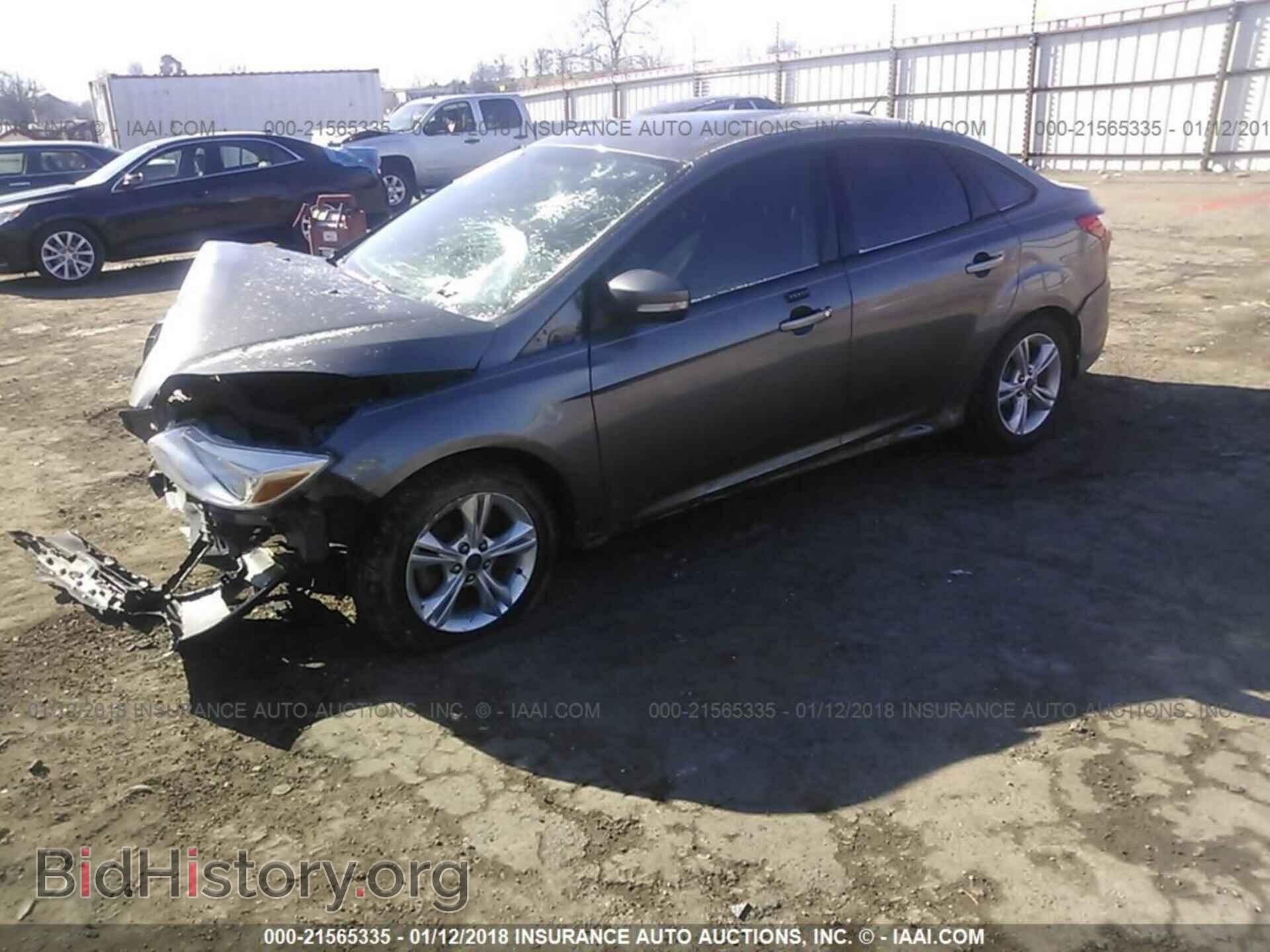 2014 Ford Focus - VIN: 1FADP3F20EL241608 - Photo 2