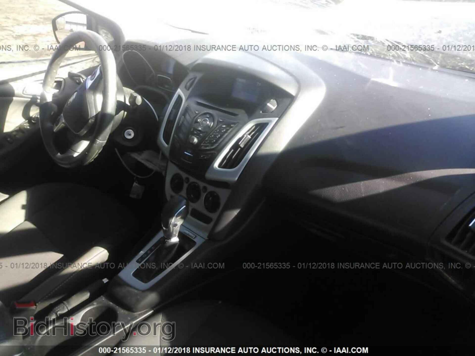 2014 Ford Focus - VIN: 1FADP3F20EL241608 - Photo 5