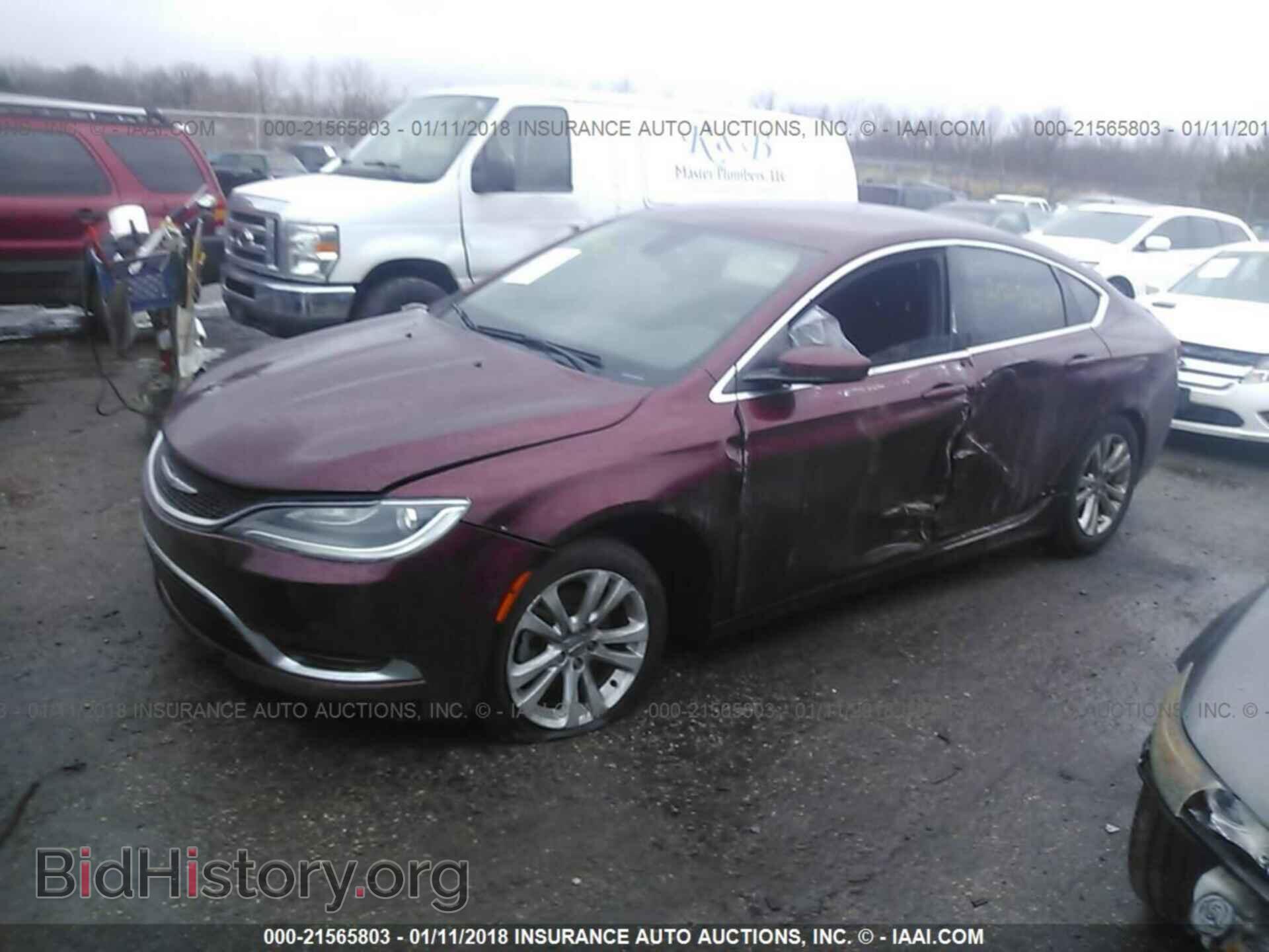 2015 Chrysler 200 - VIN: 1C3CCCAB6FN580179 - Photo 2