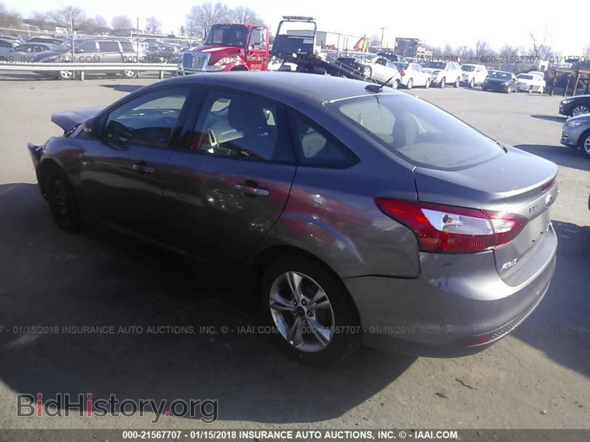 2013 Ford Focus - VIN: 1FADP3F20DL153415 - Фото 3
