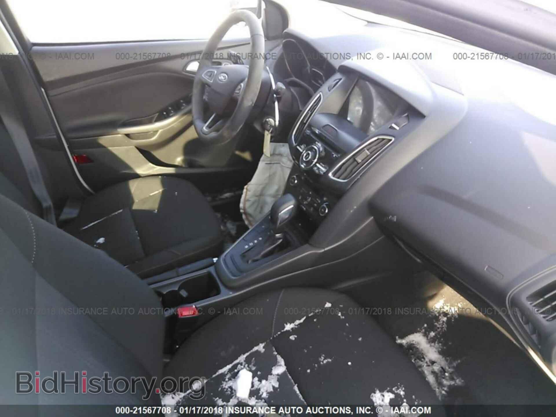 2017 Ford Focus - VIN: 1FADP3H21HL294870 - Photo 5